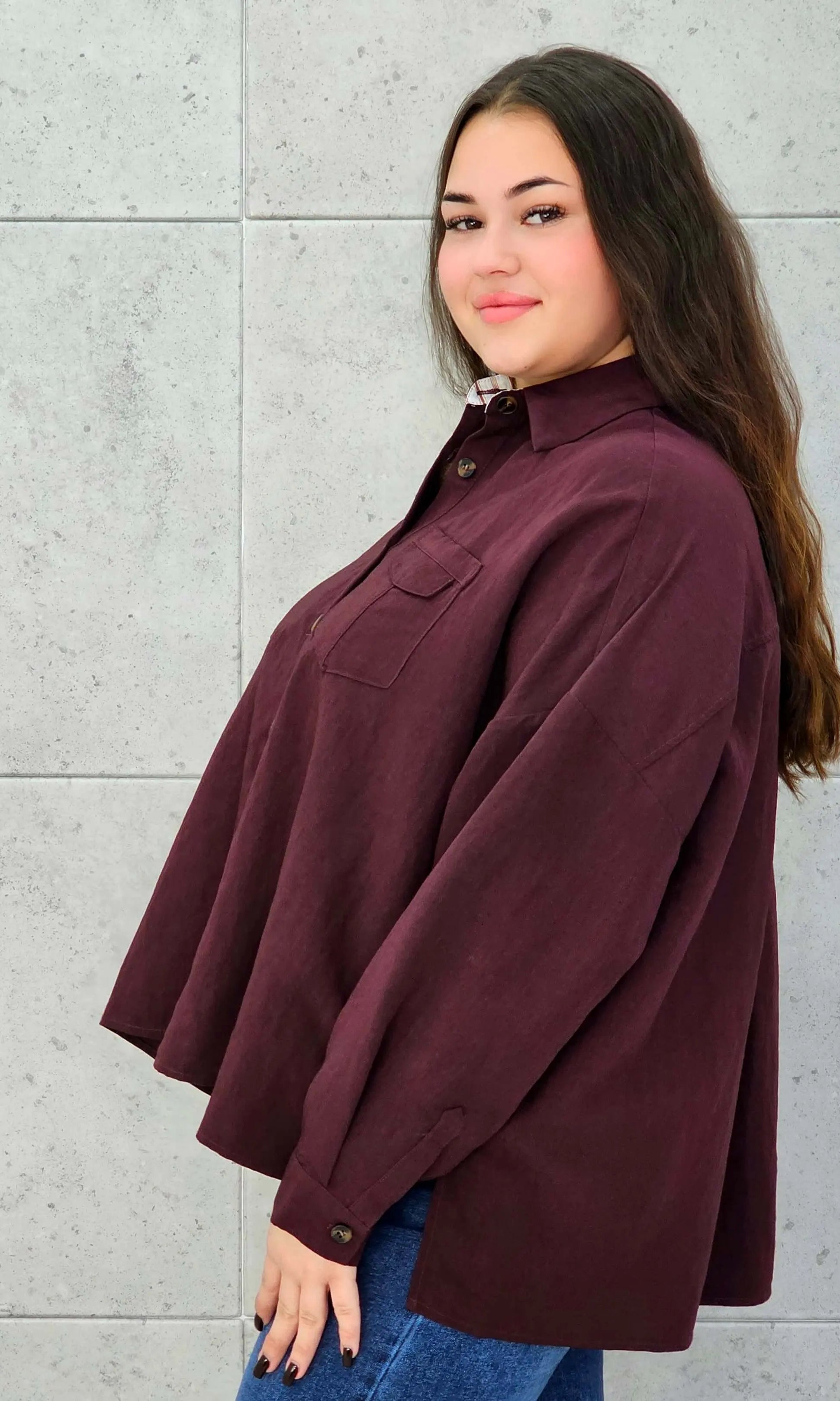 Koszula plus size oversize – styl, wygoda i elegancja - Stylowa XL