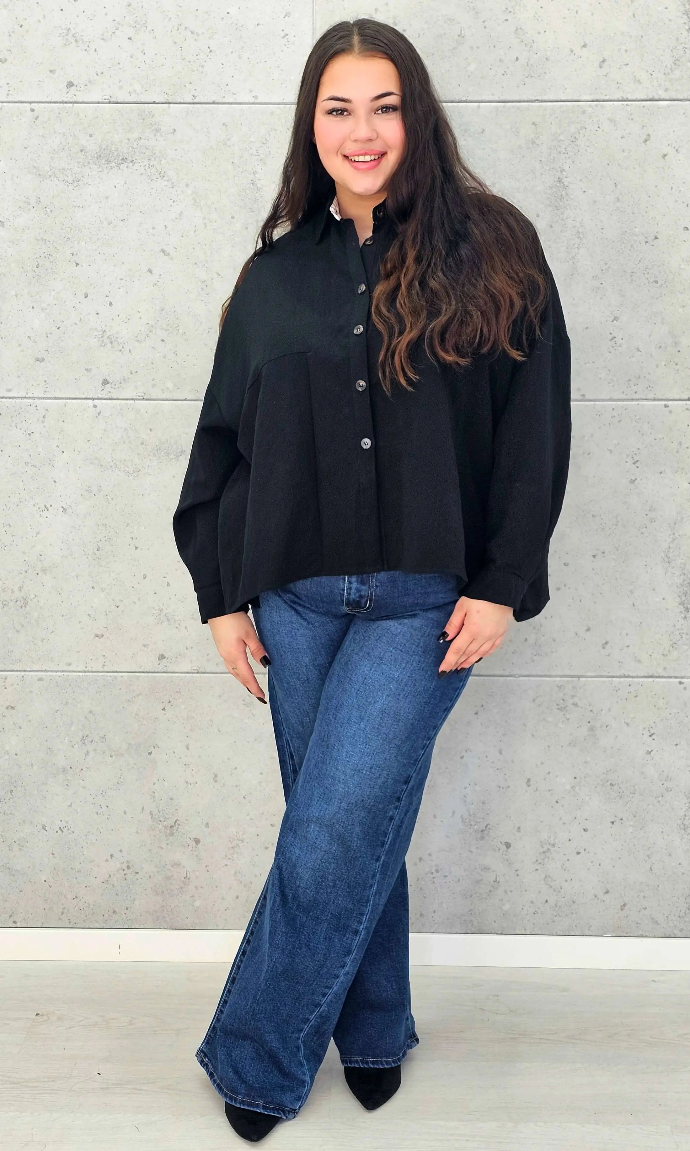 Koszula plus size oversize – styl, wygoda i elegancja - Stylowa XL