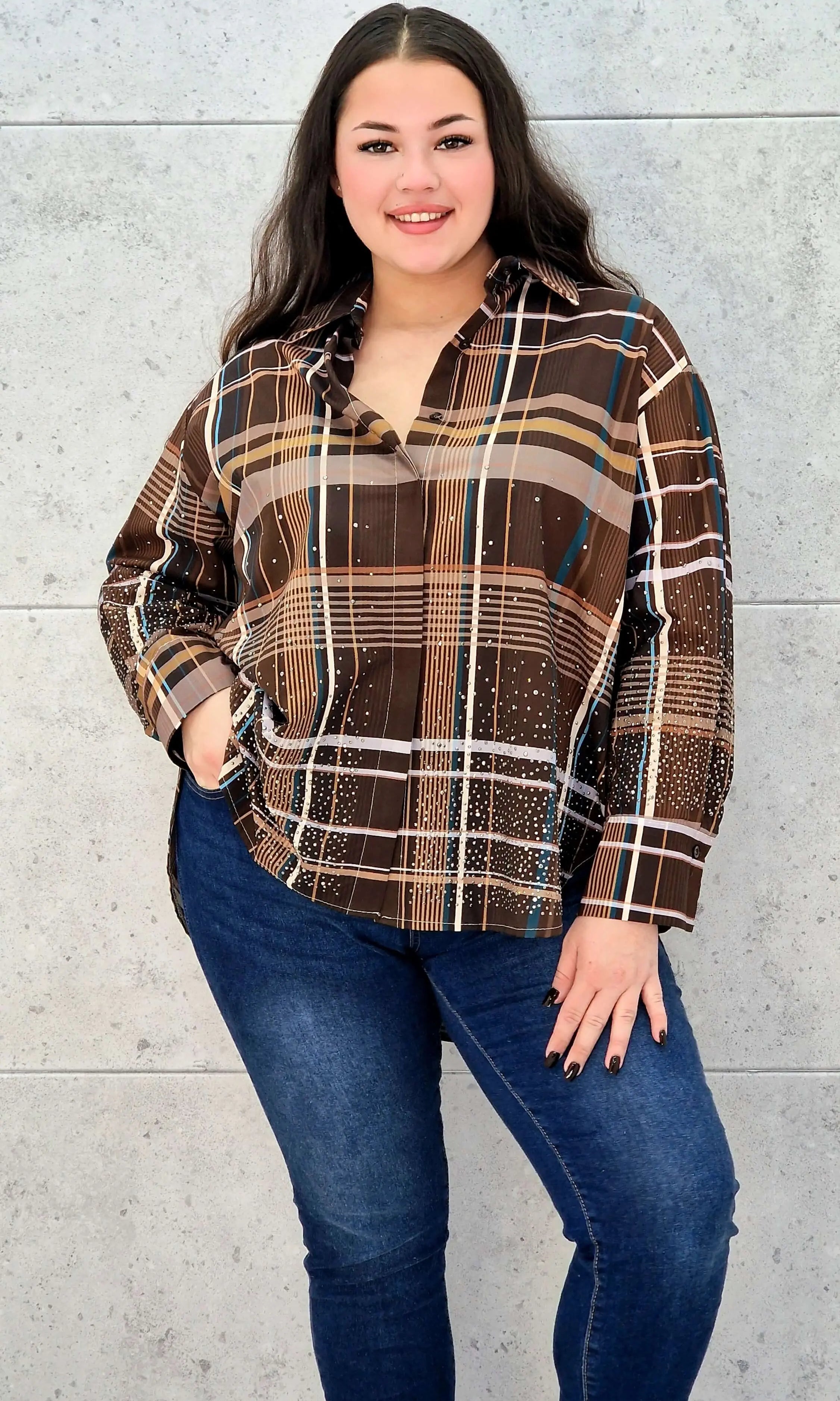 Koszula plus size w kratę – elegancja i komfort na co dzień Stylowa XL