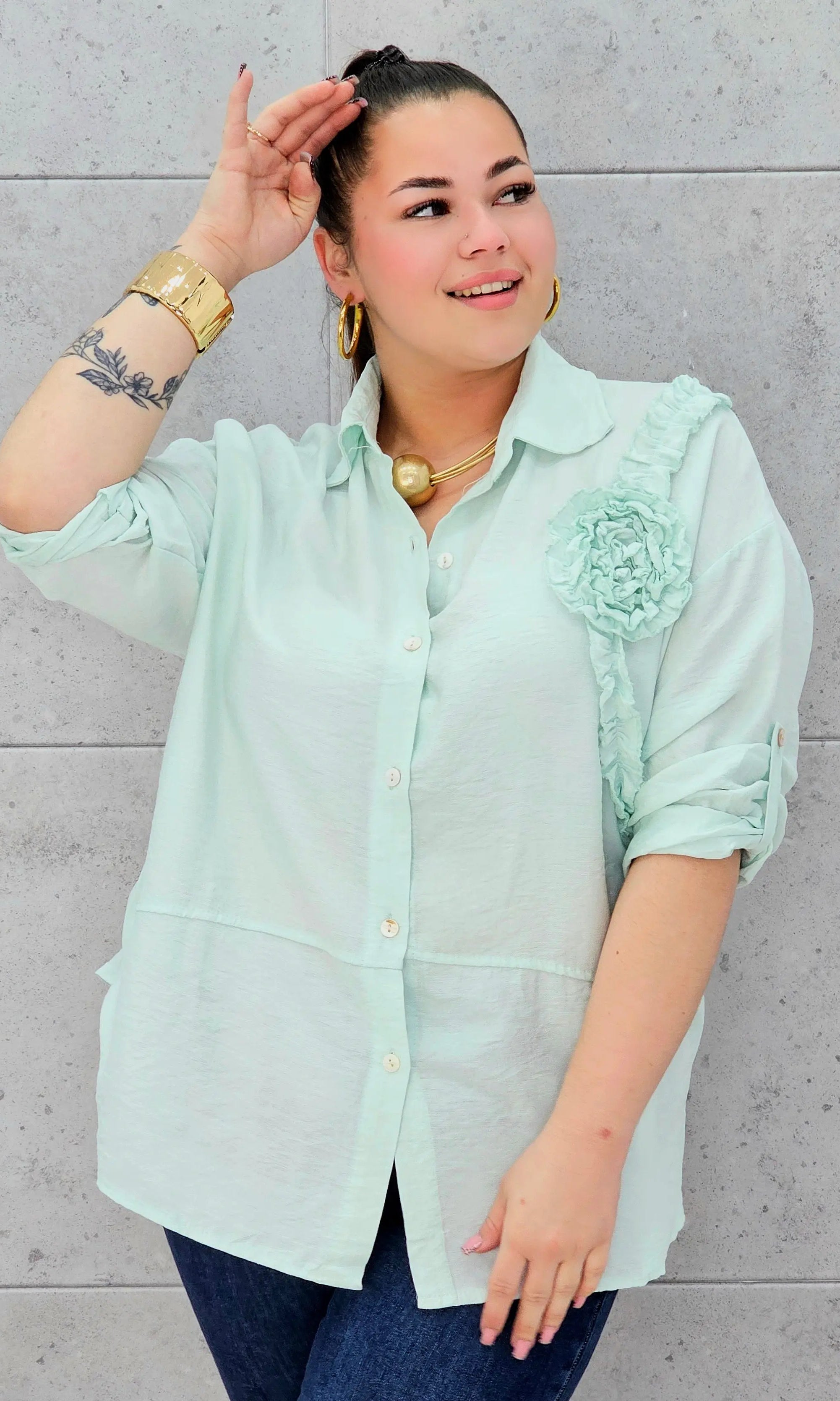 Koszula plus size z aplikacją kwiatową – stylowa koszula XXL Stylowa XL