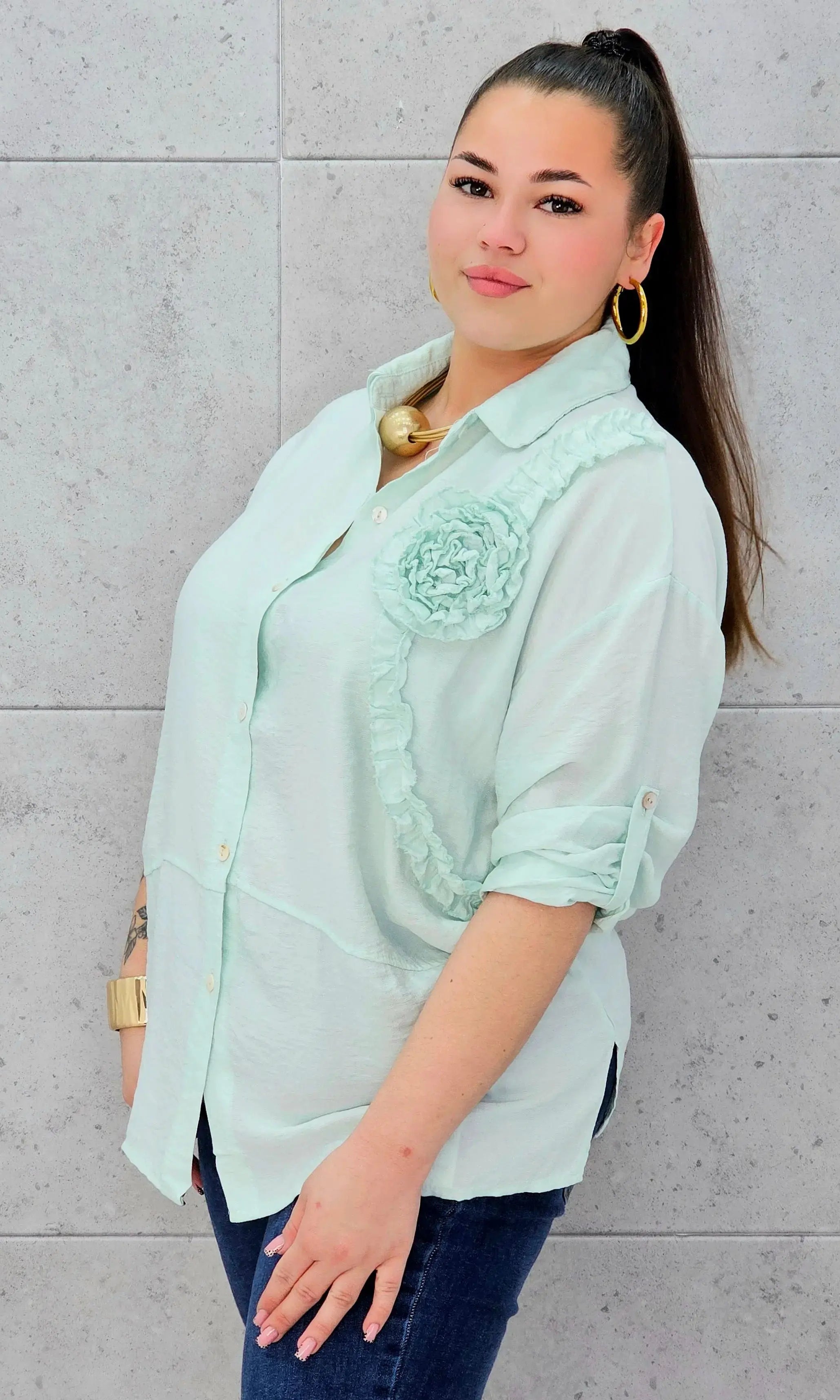 Koszula plus size z aplikacją kwiatową – stylowa koszula XXL Stylowa XL