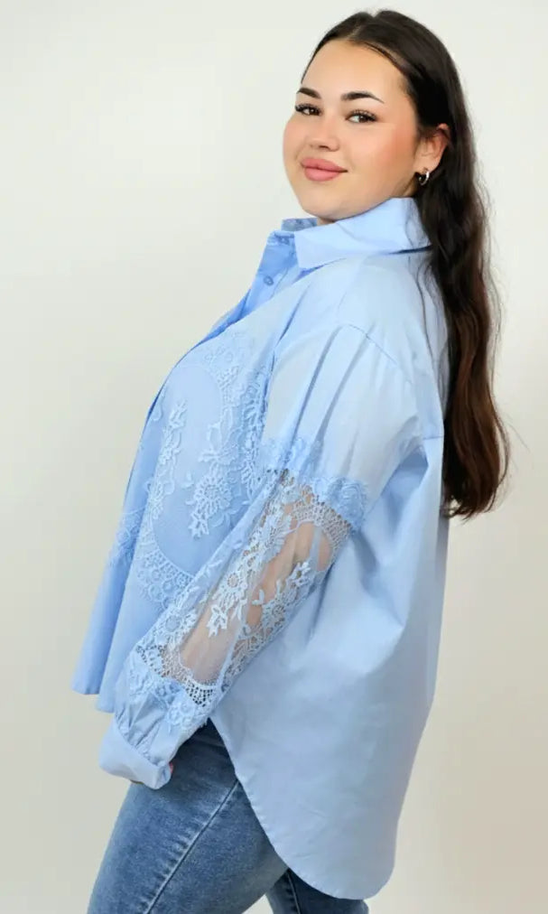 Koszula plus size z koronką – elegancja i szyk dla kobiet XL Stylowa XL