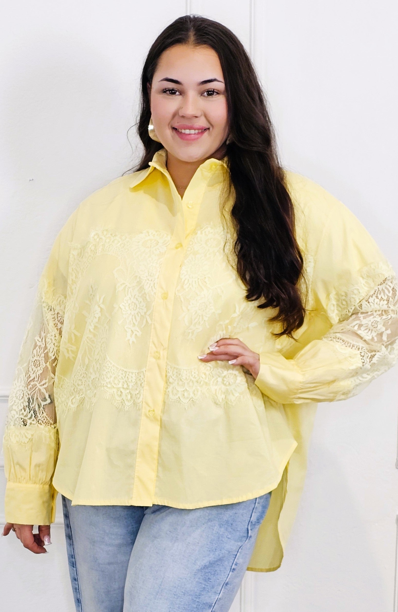 Koszula plus size z koronką – elegancja i szyk dla kobiet XL Stylowa XL