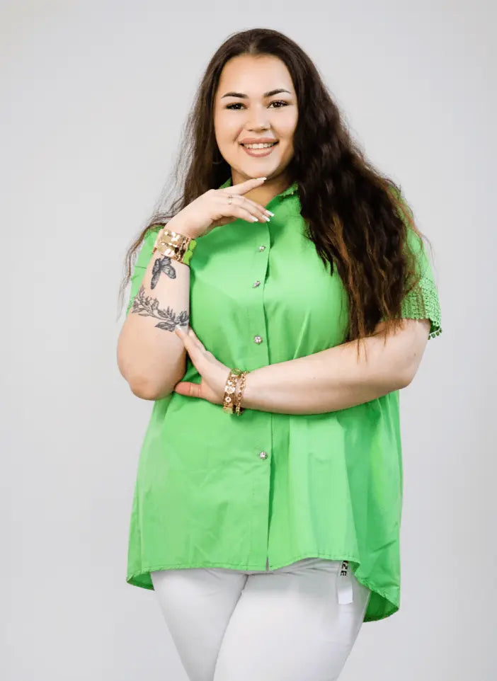 Koszula plus size z koronką – elegancka koszula XXL w kolorze fuksji i zieleni Stylowa XL