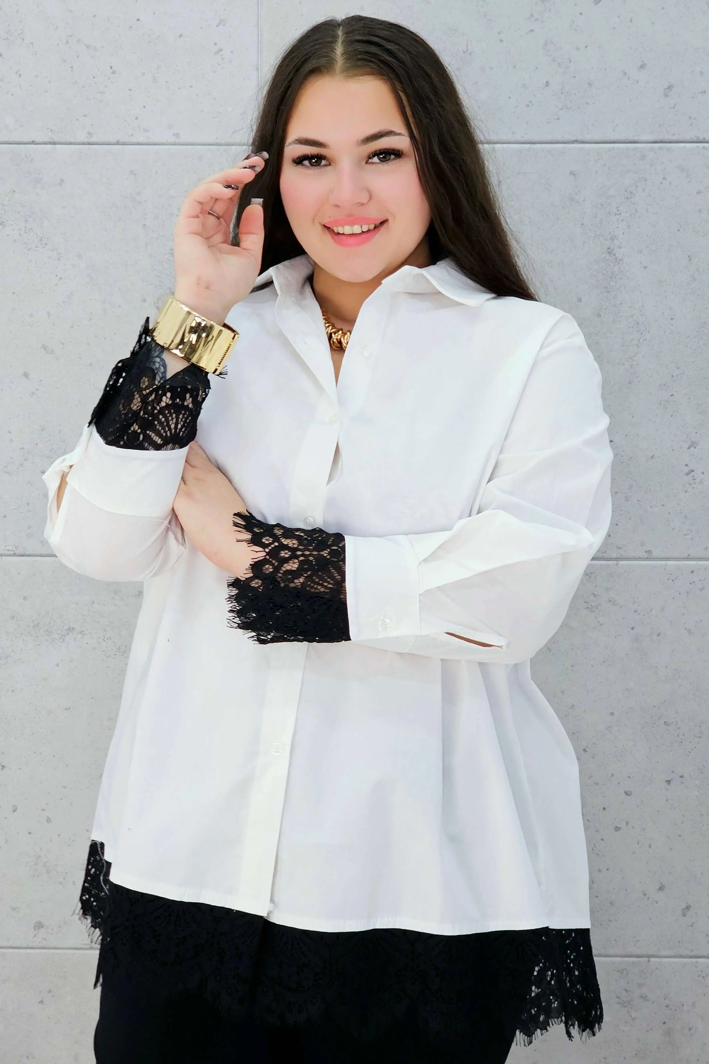 koszula z koronką biała plus size Stylowa XL – przód
