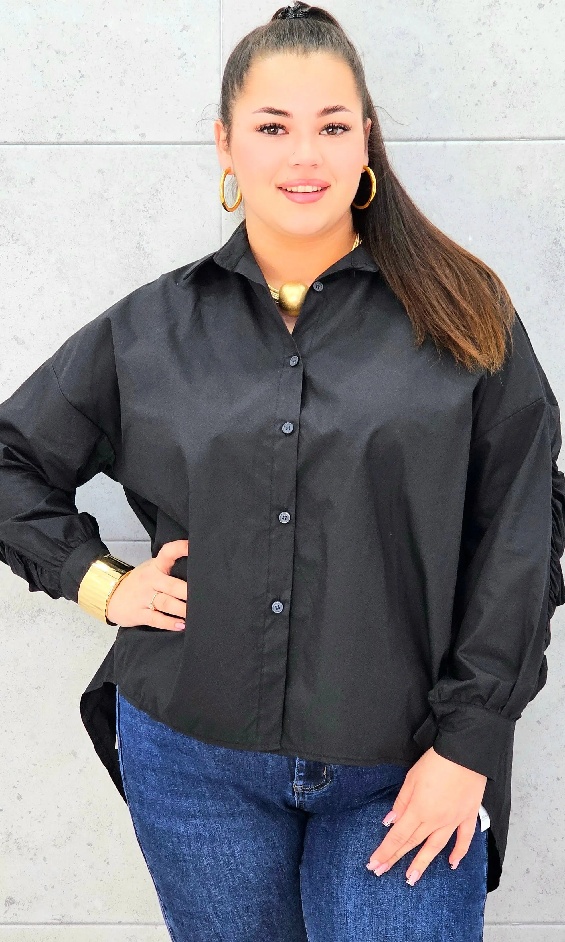 Koszula plus size z marszczonym rękawem – elegancja i komfort dla kobiet XXL Stylowa XL