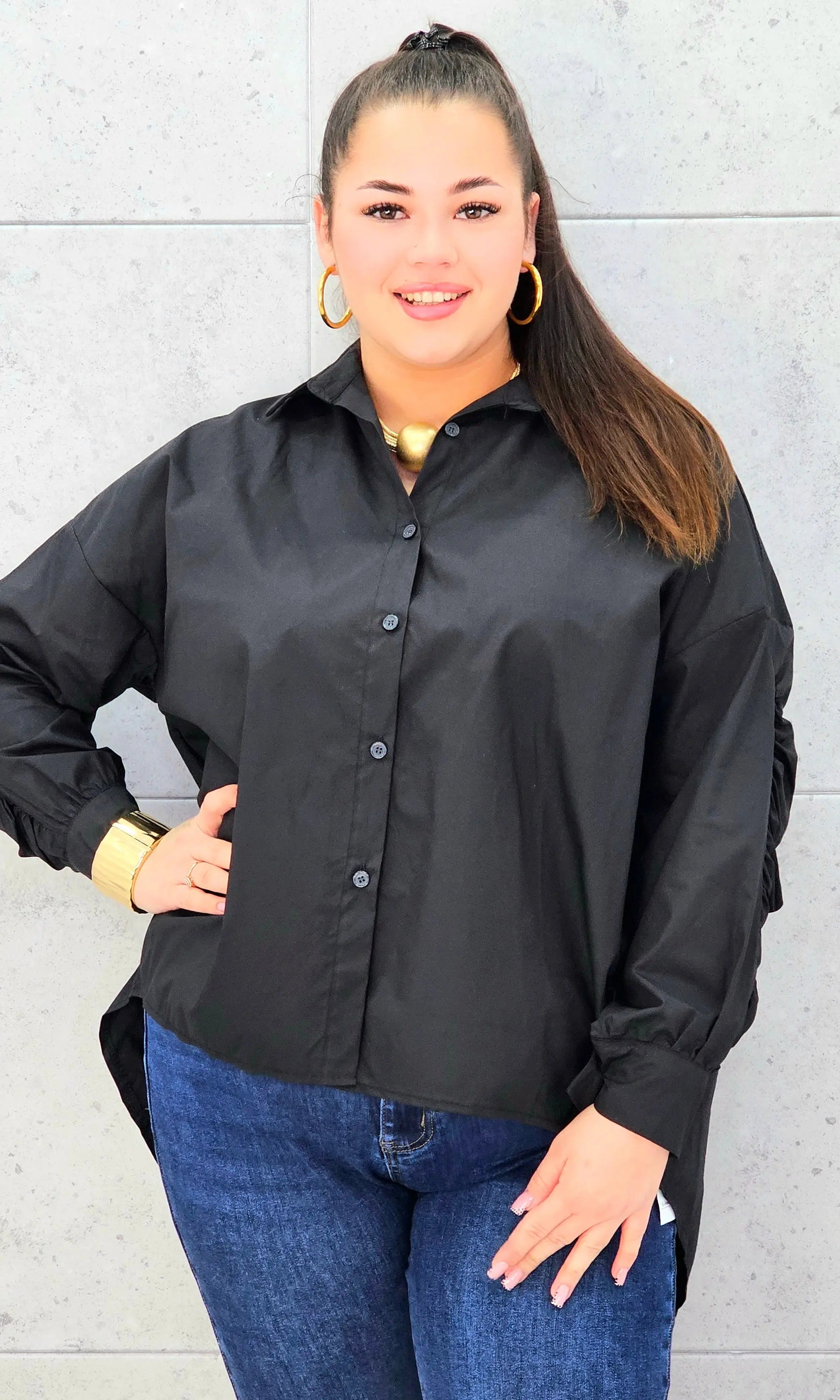 Koszula plus size z marszczonym rękawem – elegancja i komfort dla kobiet XXL Stylowa XL