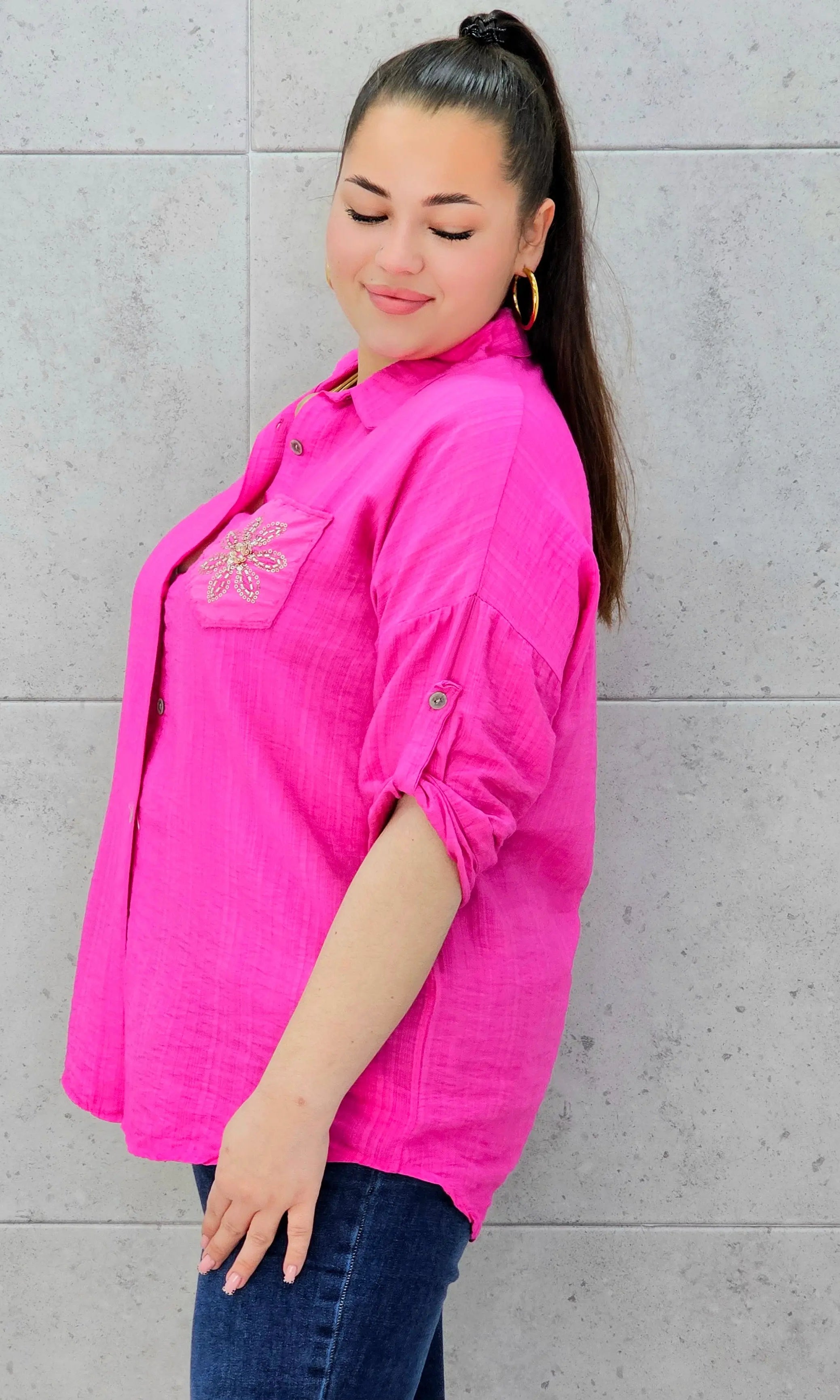 Koszula plus size z ozdobną kieszonką – stylowa i lekka koszula XXL Stylowa XL