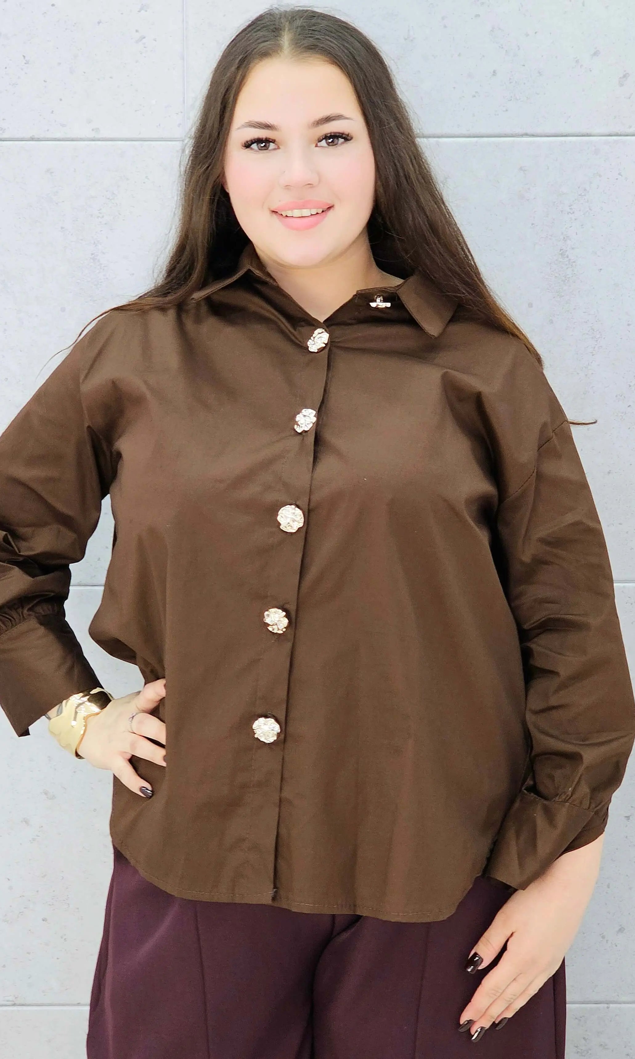 koszula plus size z eleganckimi guzikami –