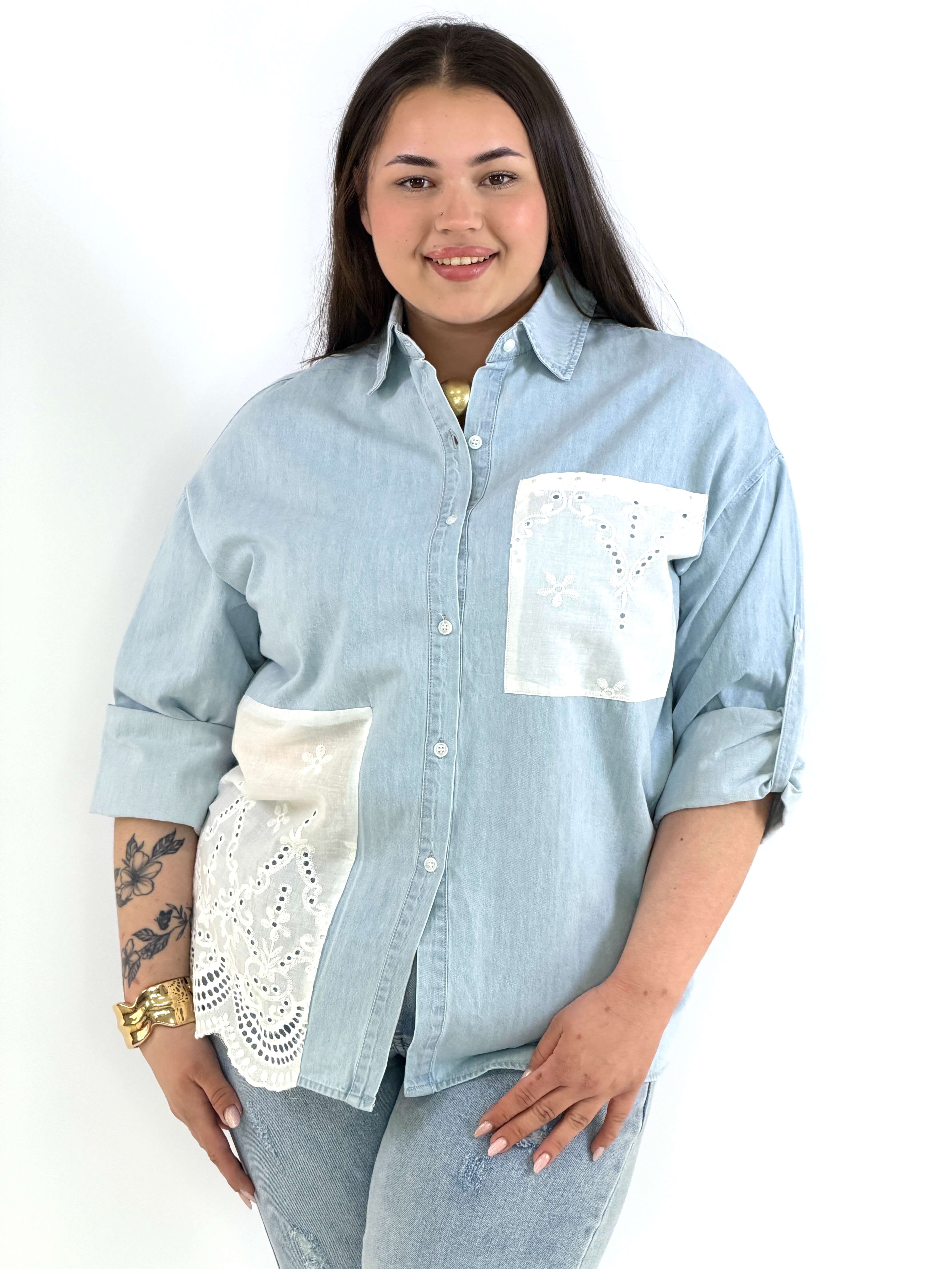 Koszula plus size z ozdobnymi wstawkami – modna koszula XXL dla kobiet Stylowa XL