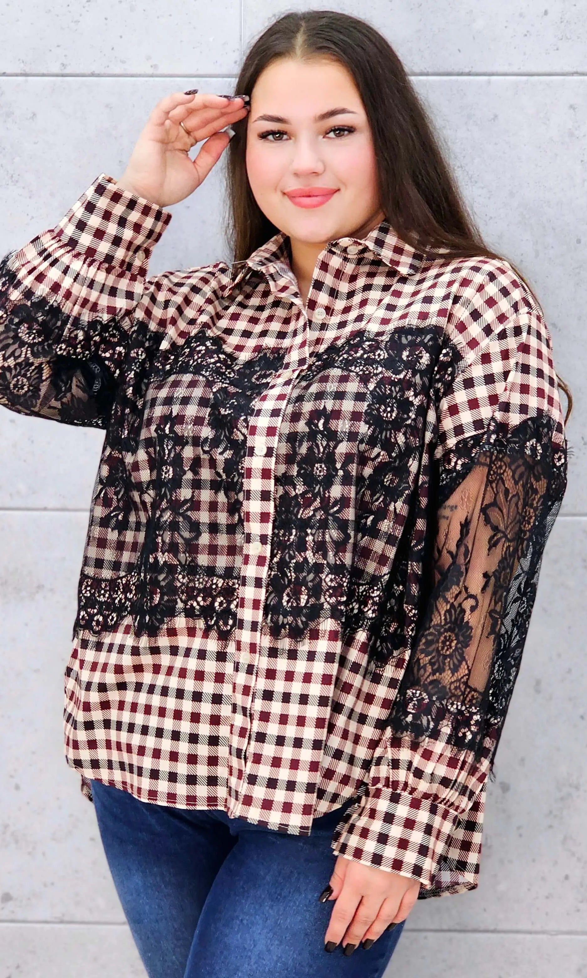 koszula w kratę XXL dla kobiet – stylizacja na co dzień przód