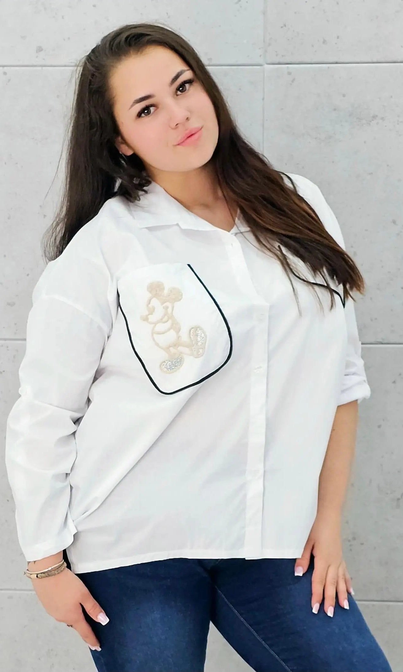 Koszula z kieszenią na przodzie z naszywaną MIKI Stylowa XL