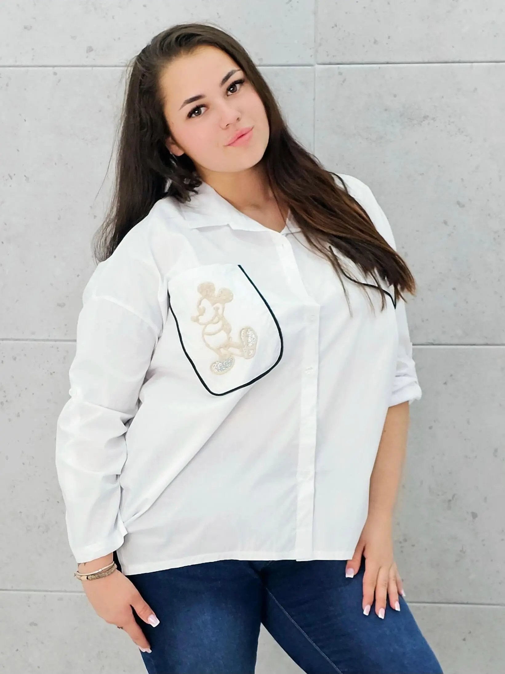 Koszula z kieszenią na przodzie z naszywaną MIKI Stylowa XL