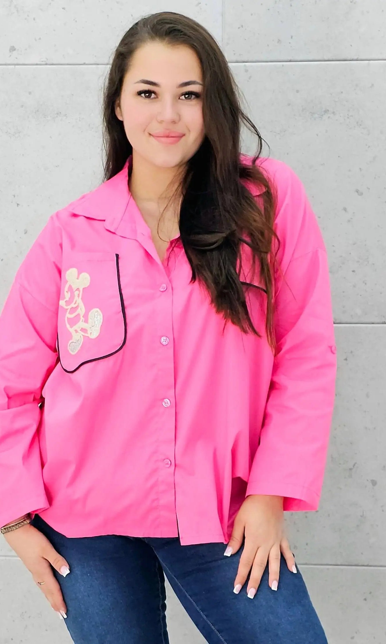 Koszula z kieszenią na przodzie z naszywaną MIKI Stylowa XL