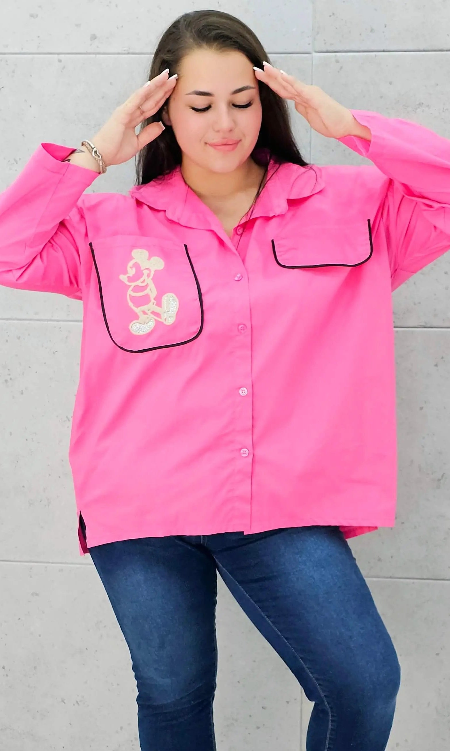 Koszula z kieszenią na przodzie z naszywaną MIKI Stylowa XL