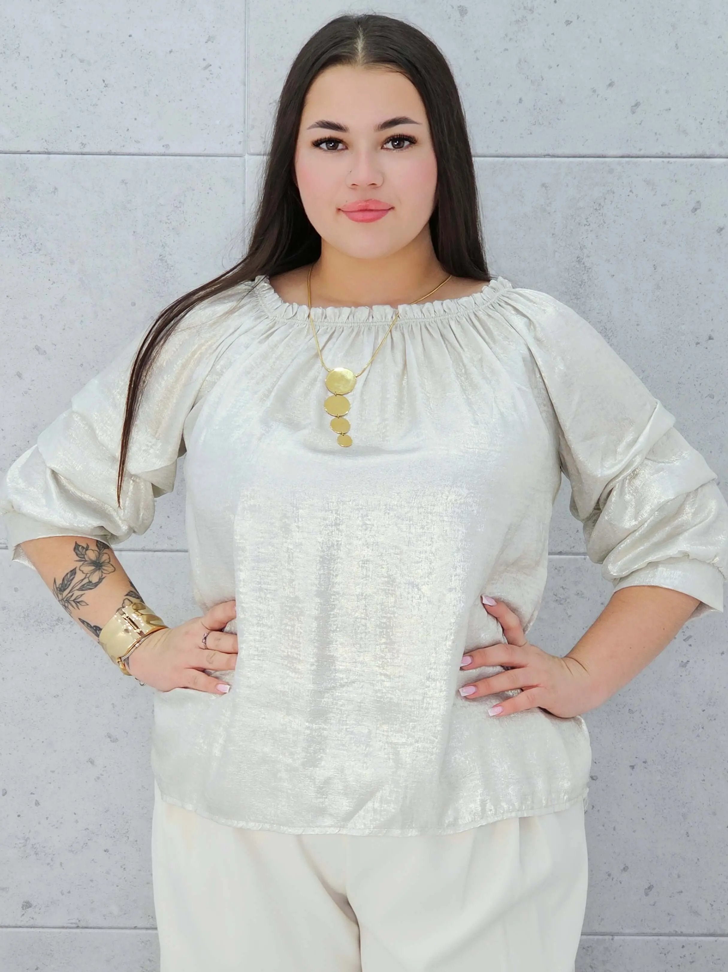 Kremowa bluzka z połyskiem Stylowa XL