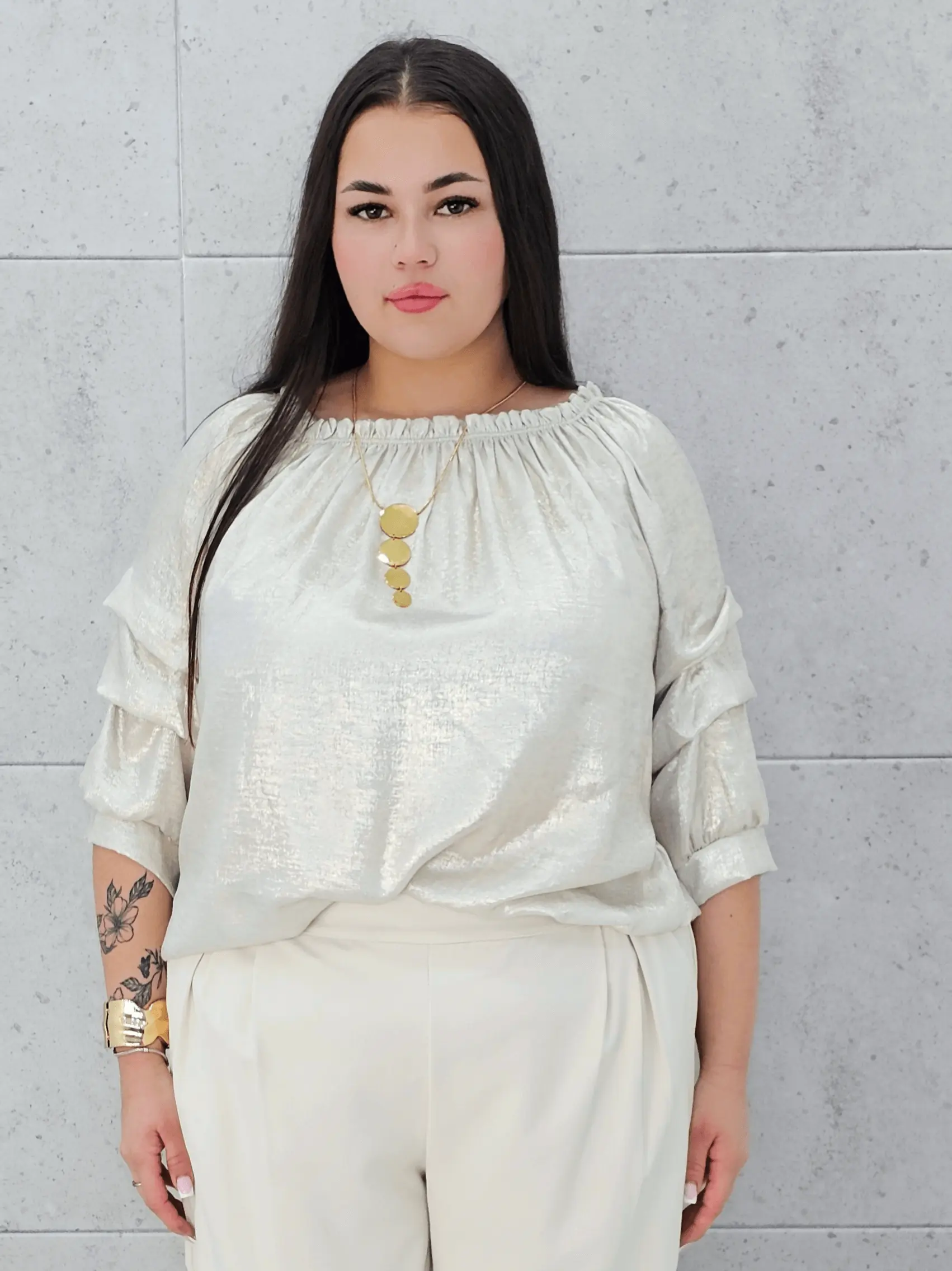 Kremowa bluzka z połyskiem Stylowa XL