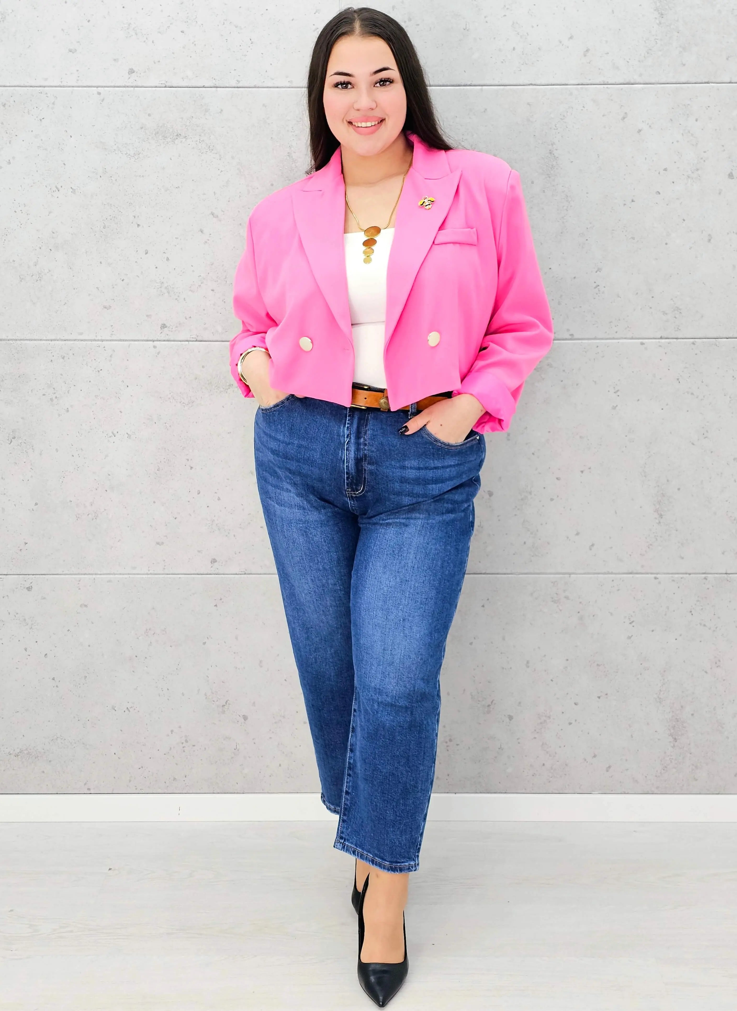 Krótka marynarka plus size z guzikami – stylowa i nowoczesna Stylowa XL Stylowa XL