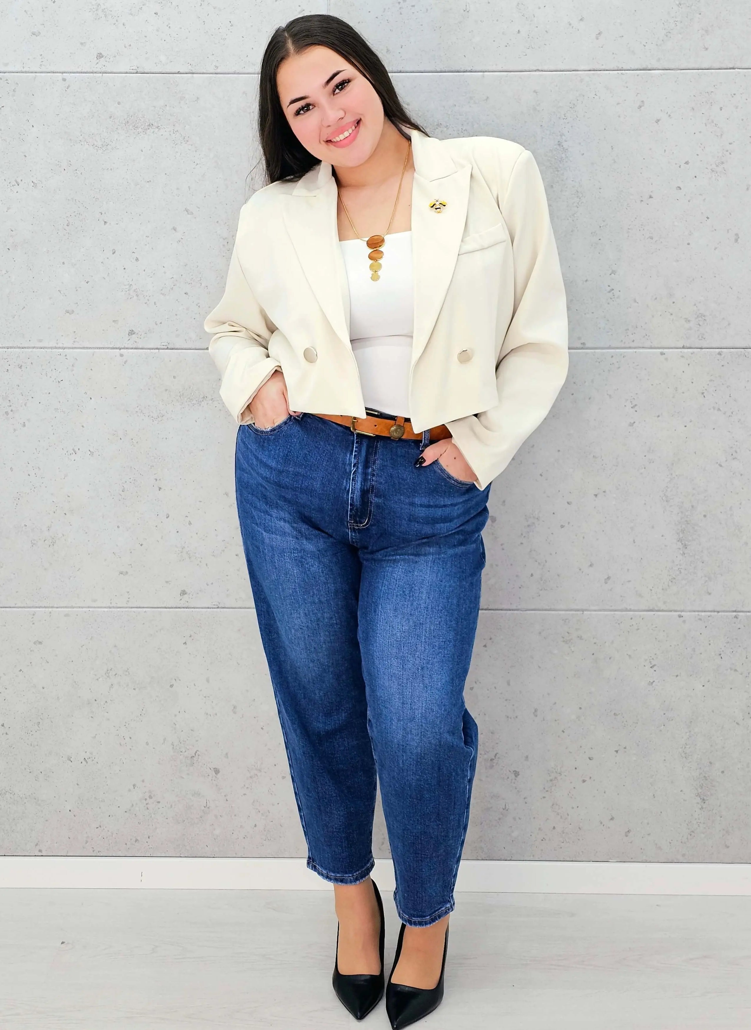 Krótka marynarka plus size z guzikami – stylowa i nowoczesna Stylowa XL Stylowa XL