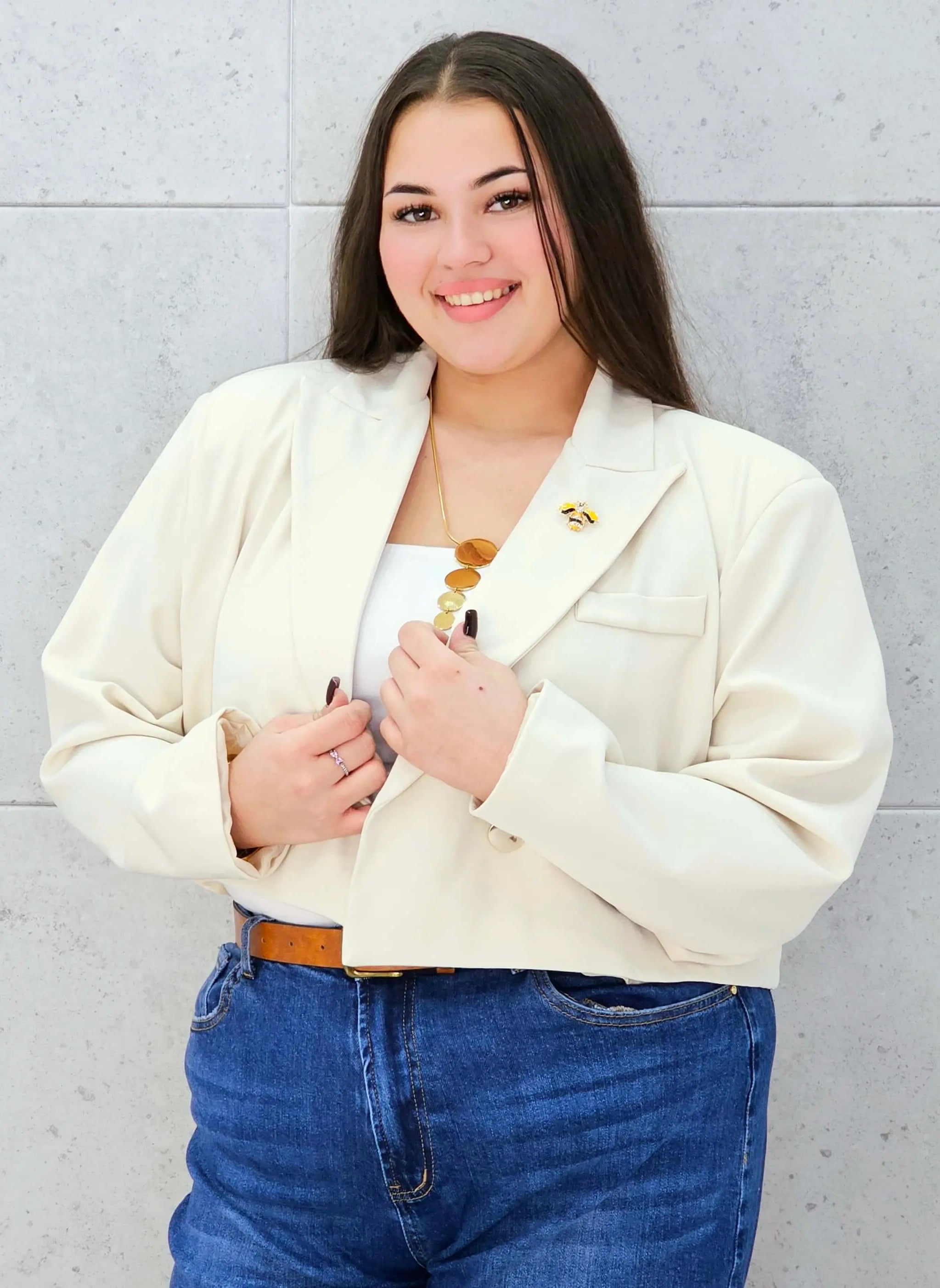 Krótka marynarka plus size z guzikami – stylowa i nowoczesna Stylowa XL Stylowa XL