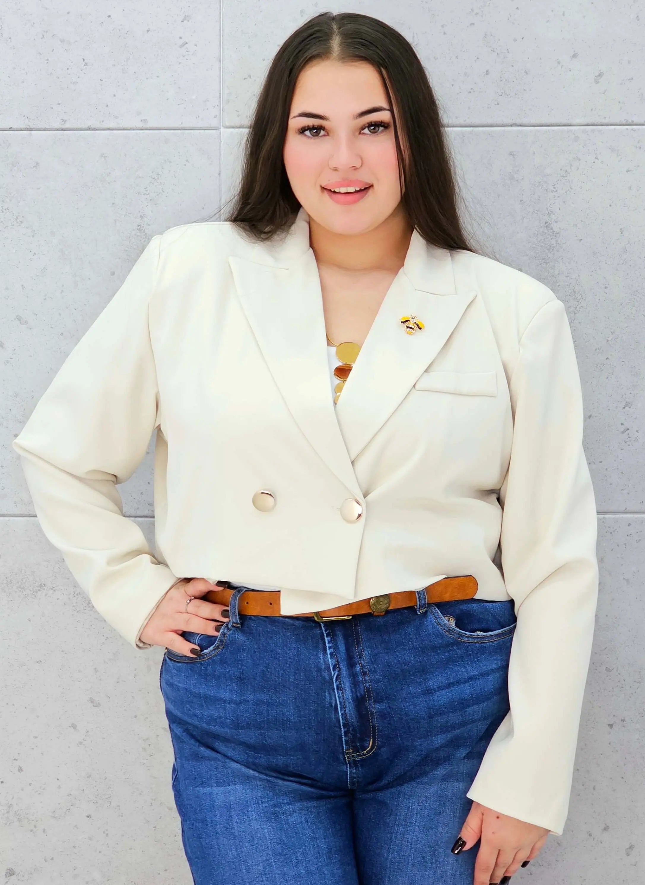 Krótka marynarka plus size z guzikami – stylowa i nowoczesna Stylowa XL Stylowa XL