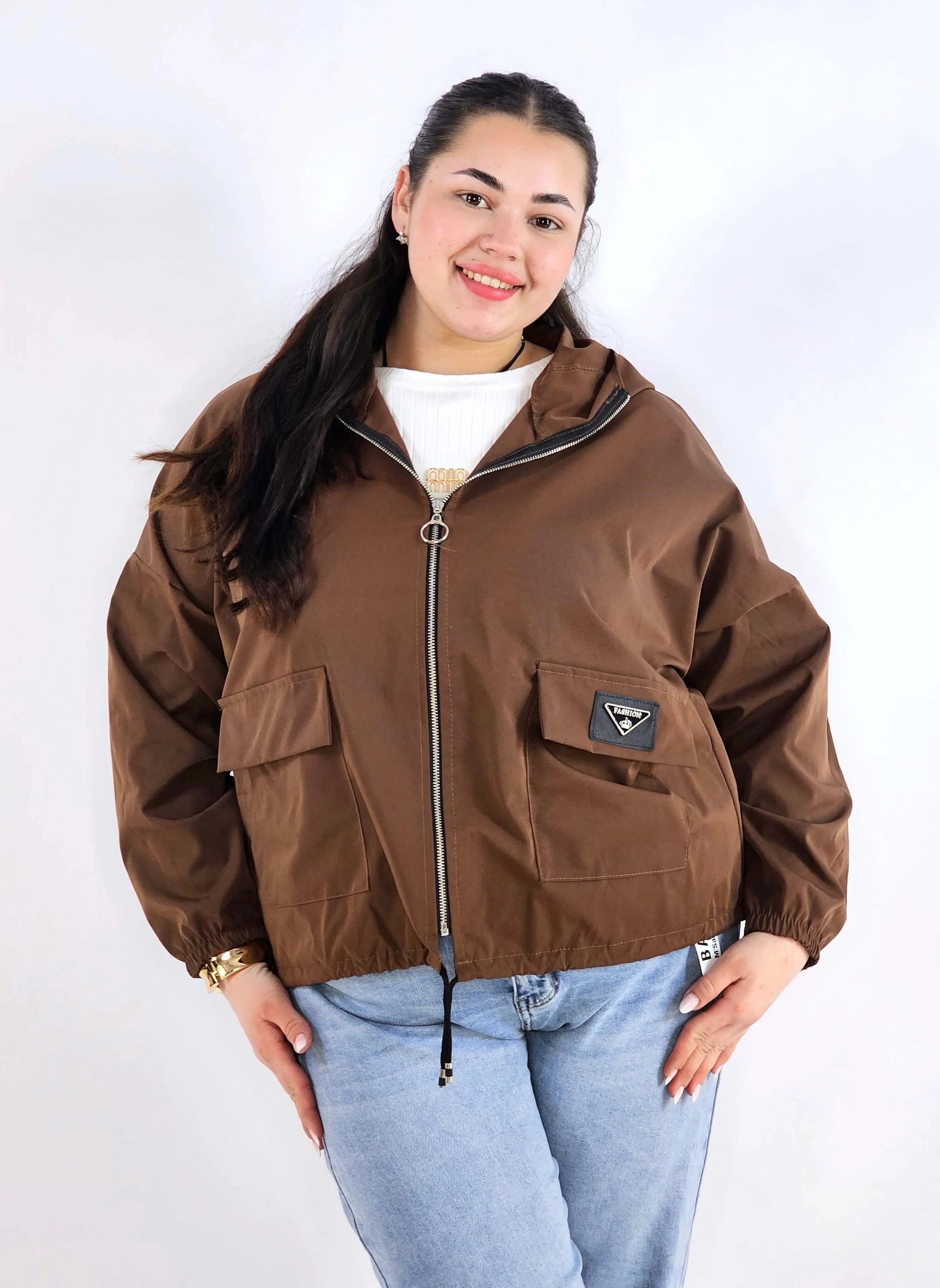 Kurtka damska – lekka, modna i praktyczna propozycja plus size Stylowa XL