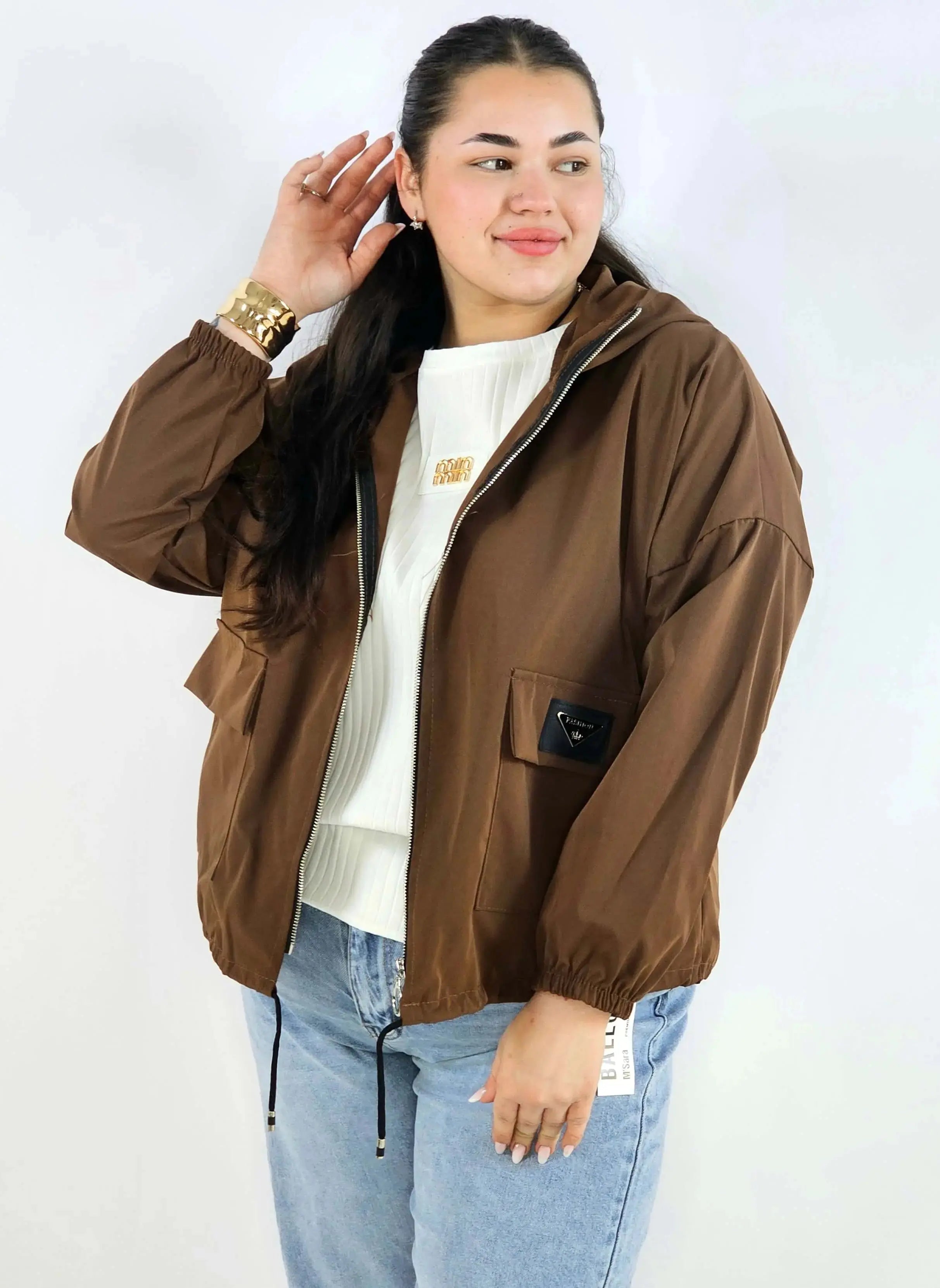 Kurtka damska – lekka, modna i praktyczna propozycja plus size Stylowa XL