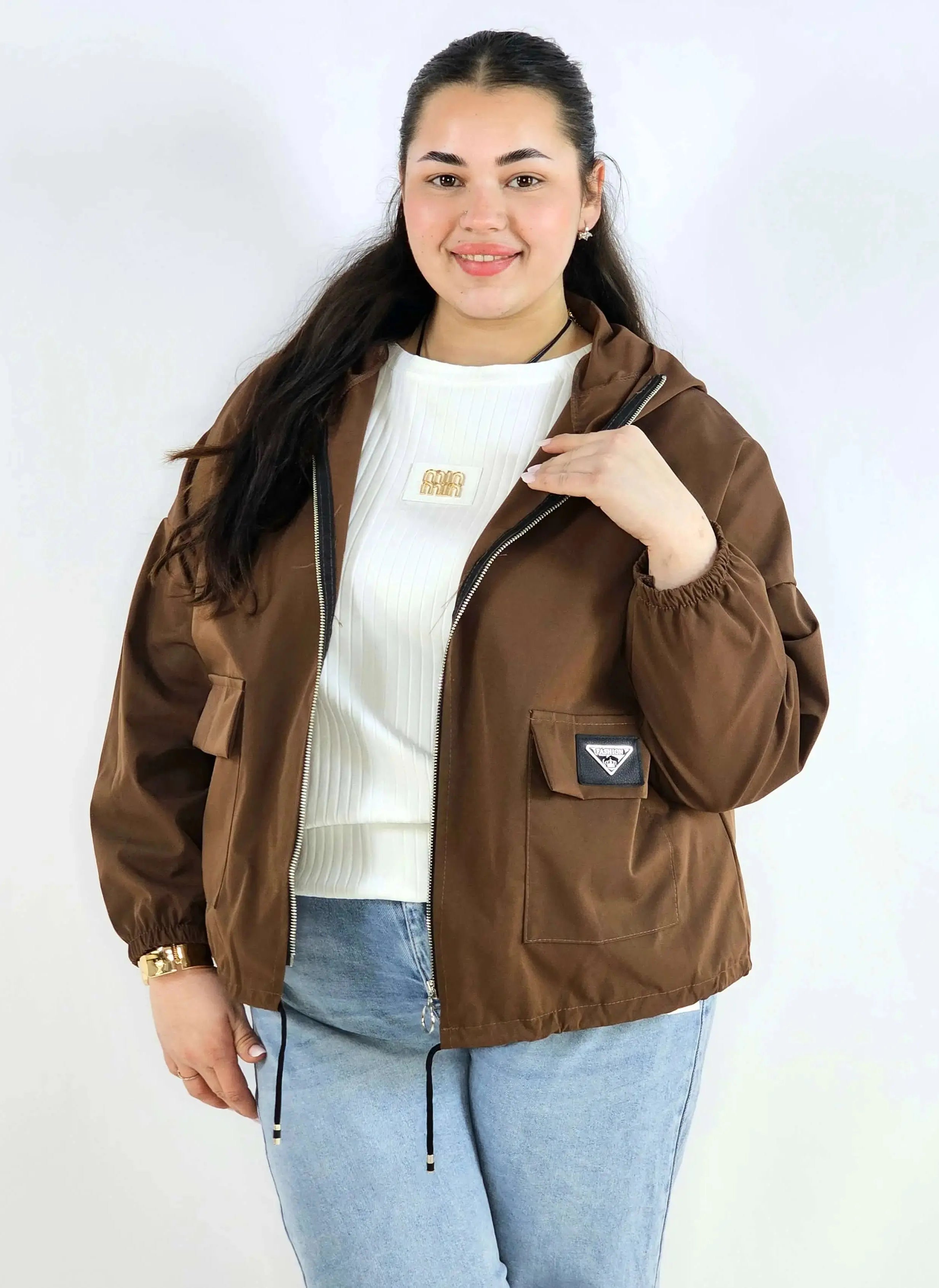 Kurtka damska – lekka, modna i praktyczna propozycja plus size Stylowa XL