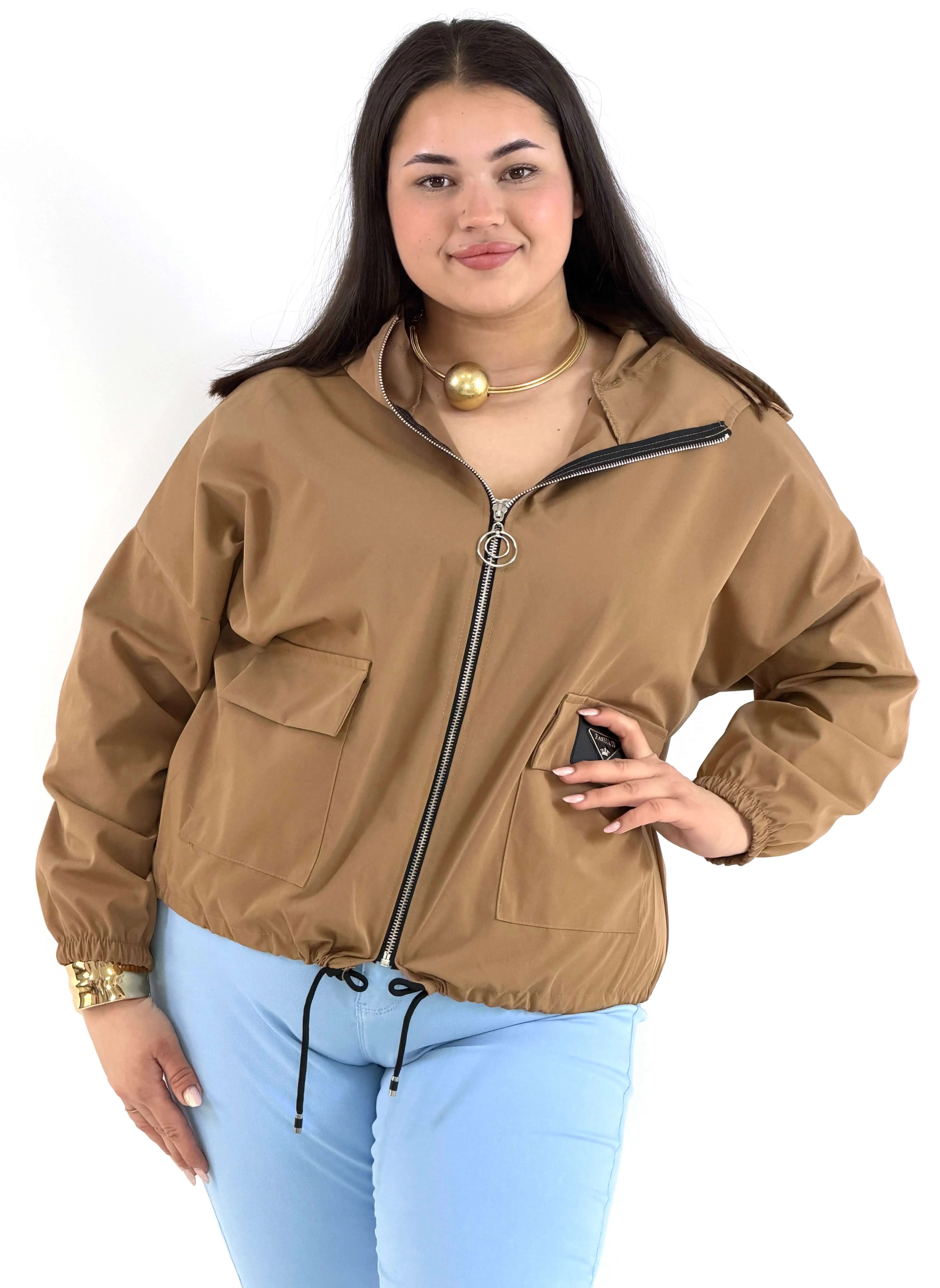 Kurtka damska – lekka, modna i praktyczna propozycja plus size Stylowa XL