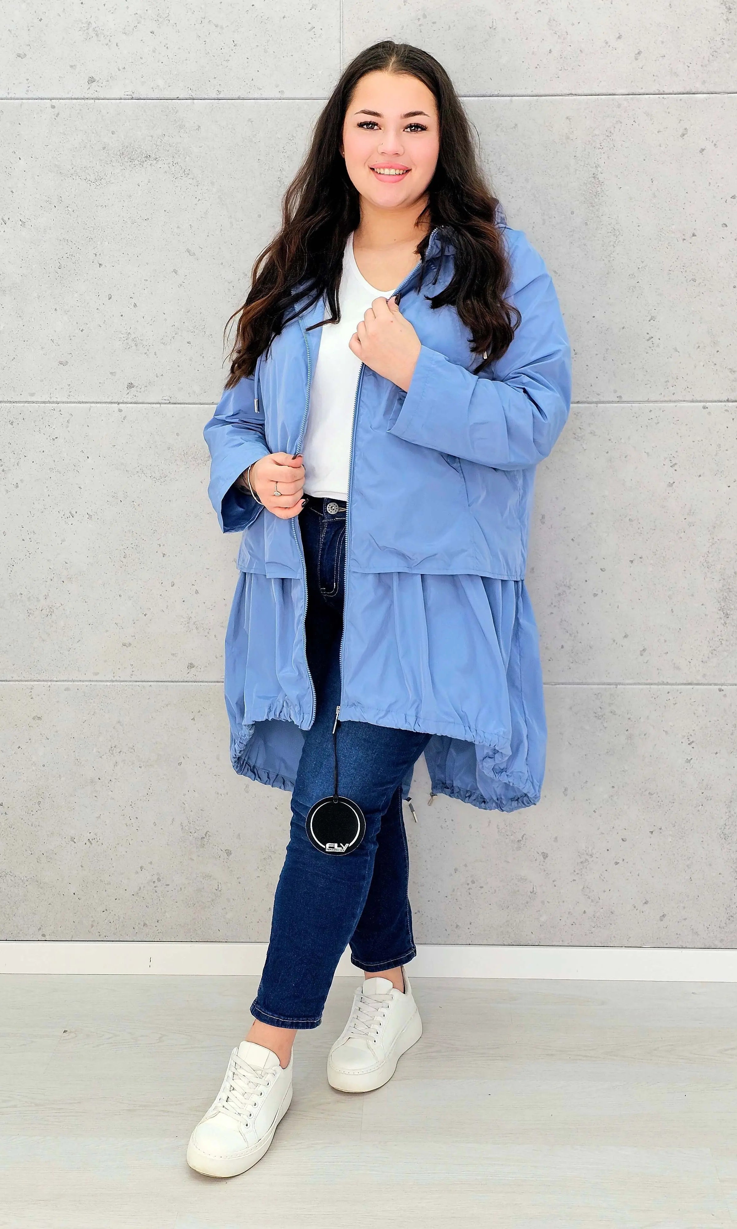 Kurtka damska parka plus size – asymetryczna lekkość i nowoczesny styl plus size Stylowa XL