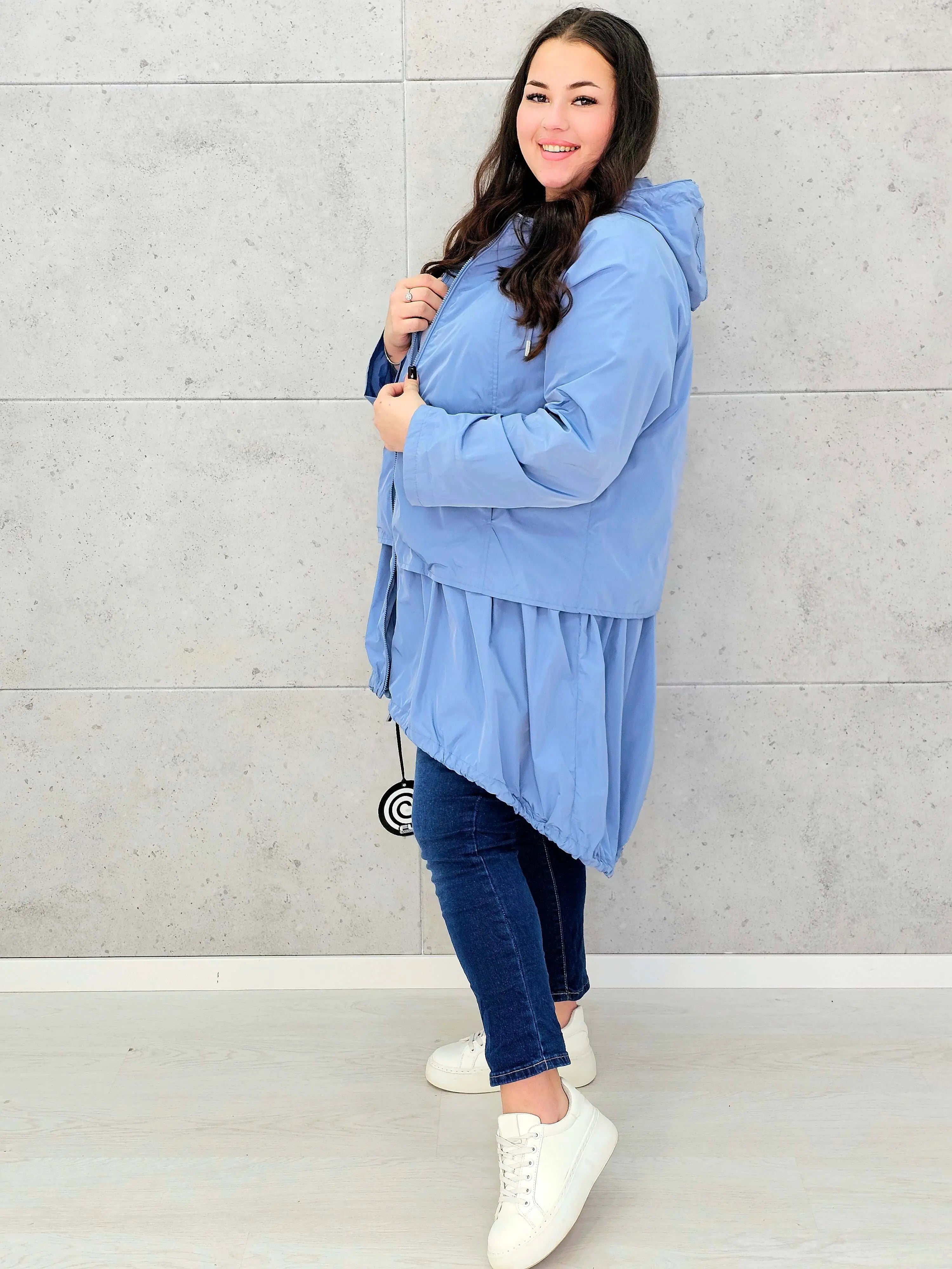 Kurtka damska parka plus size – asymetryczna lekkość i nowoczesny styl plus size Stylowa XL