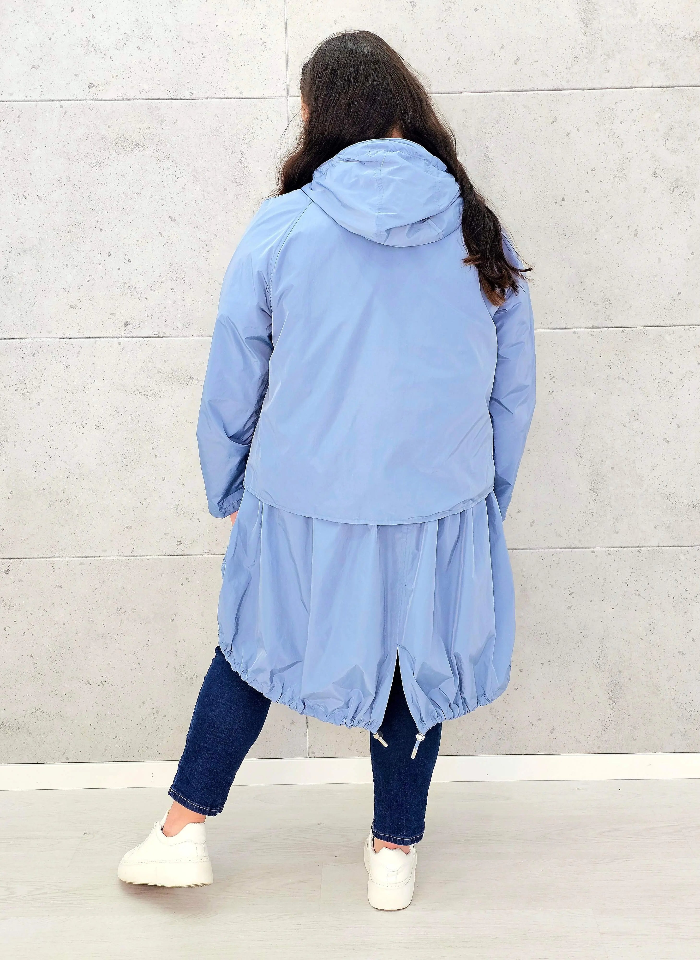 Kurtka damska parka plus size – asymetryczna lekkość i nowoczesny styl plus size Stylowa XL