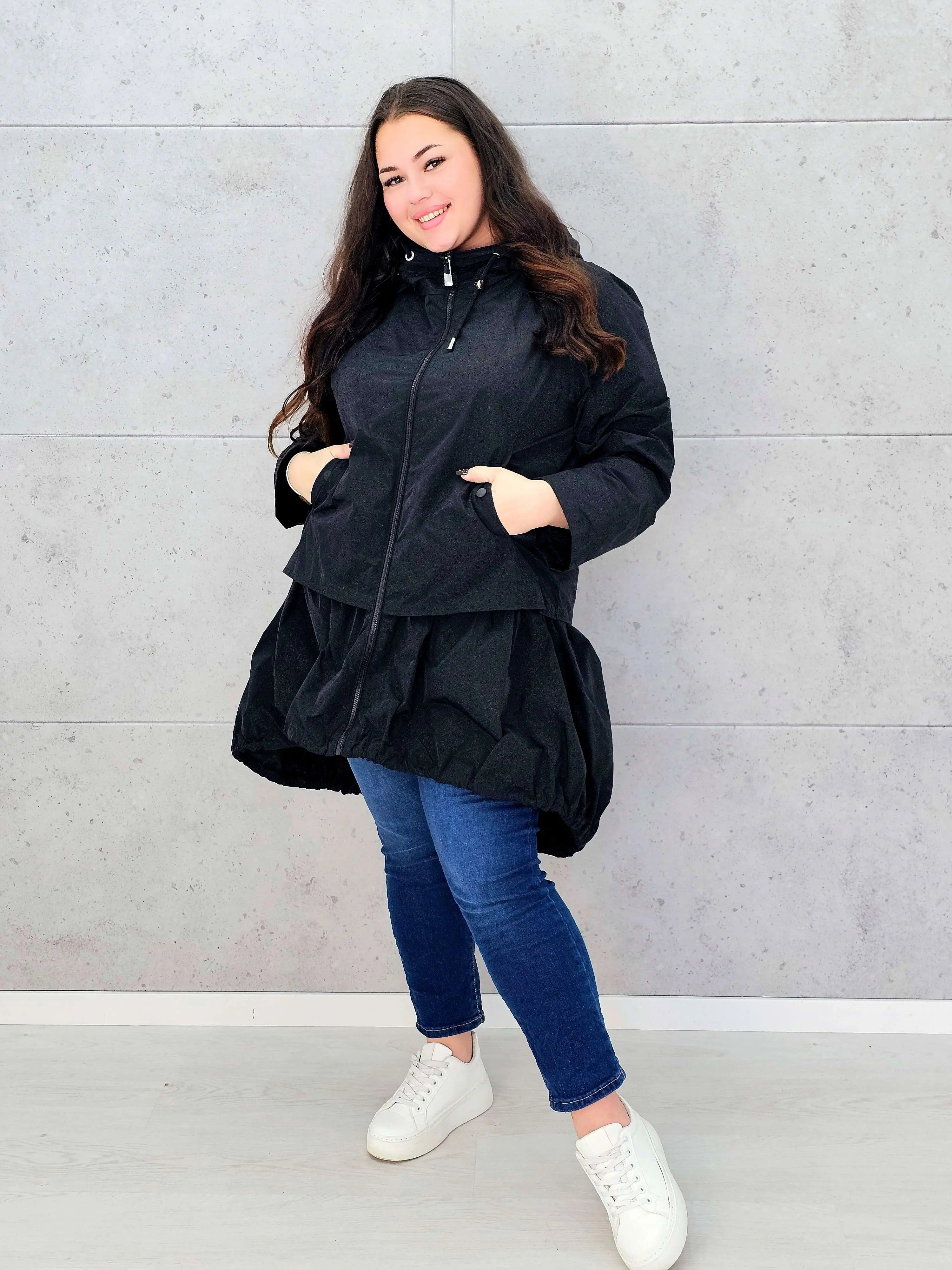 Kurtka damska parka plus size – asymetryczna lekkość i nowoczesny styl plus size Stylowa XL