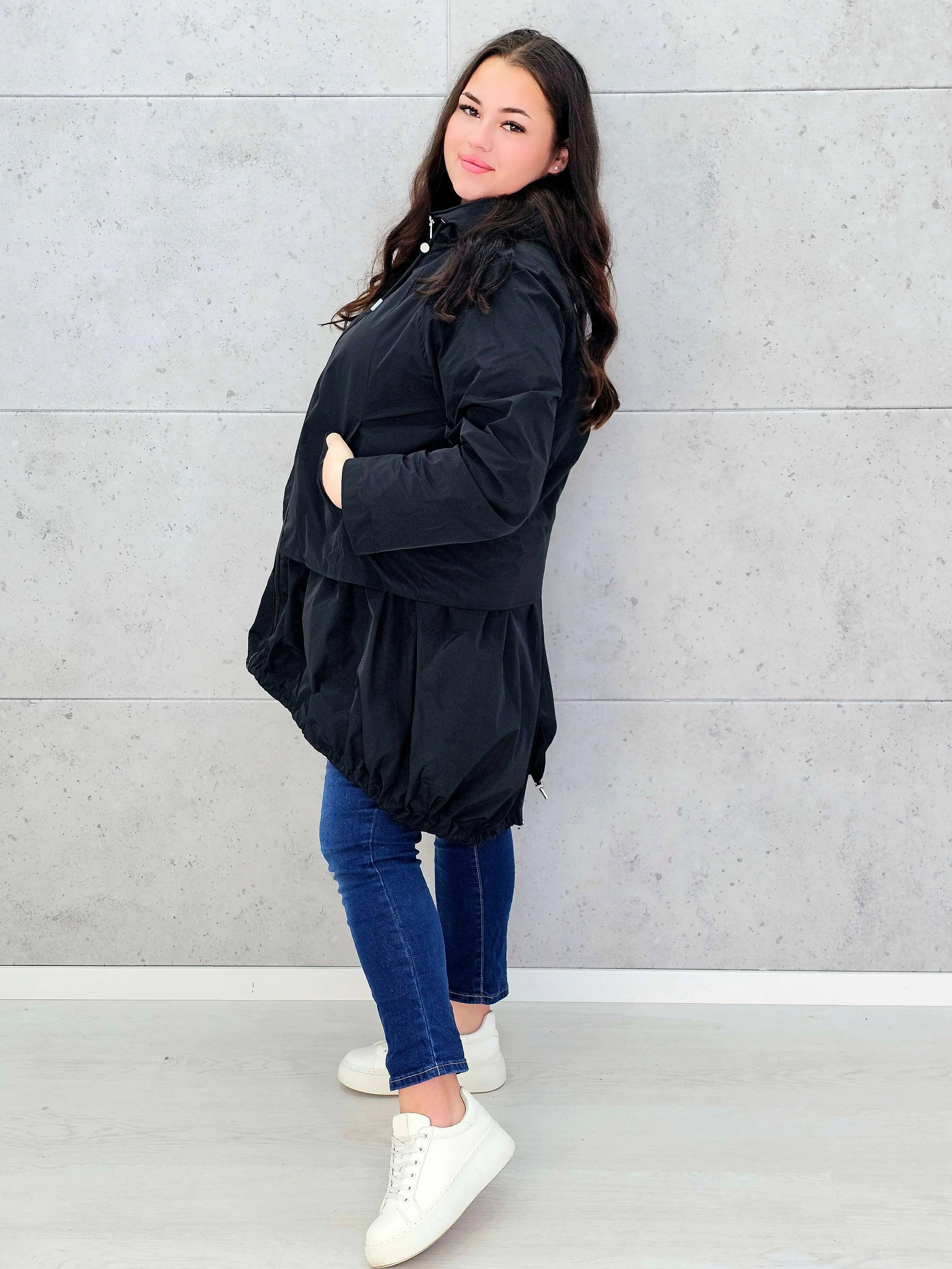 Kurtka damska parka plus size – asymetryczna lekkość i nowoczesny styl plus size Stylowa XL