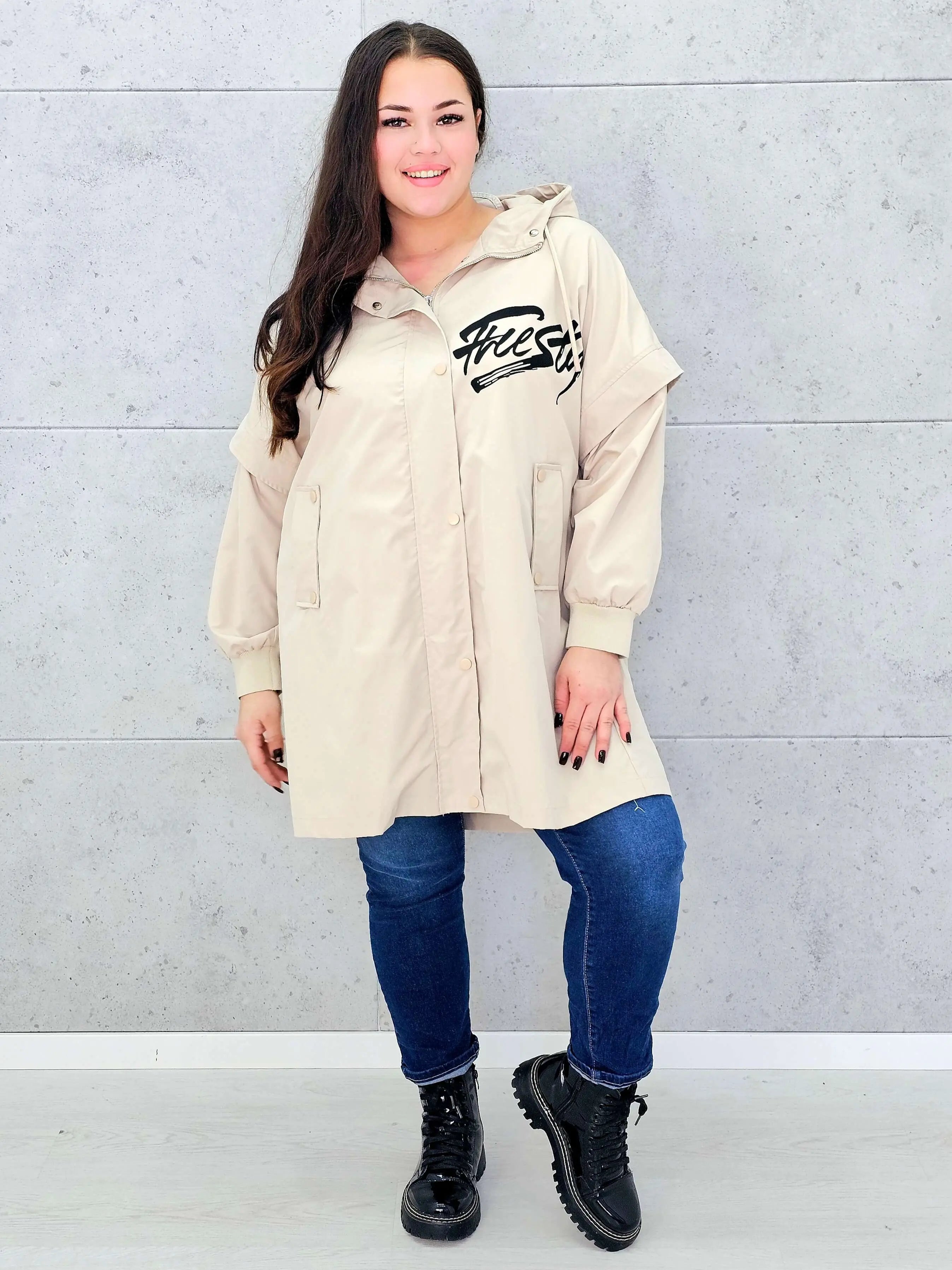 Kurtka damska z nadrukiem freestyle XXL – modny miejski styl w wersji plus size Stylowa XL