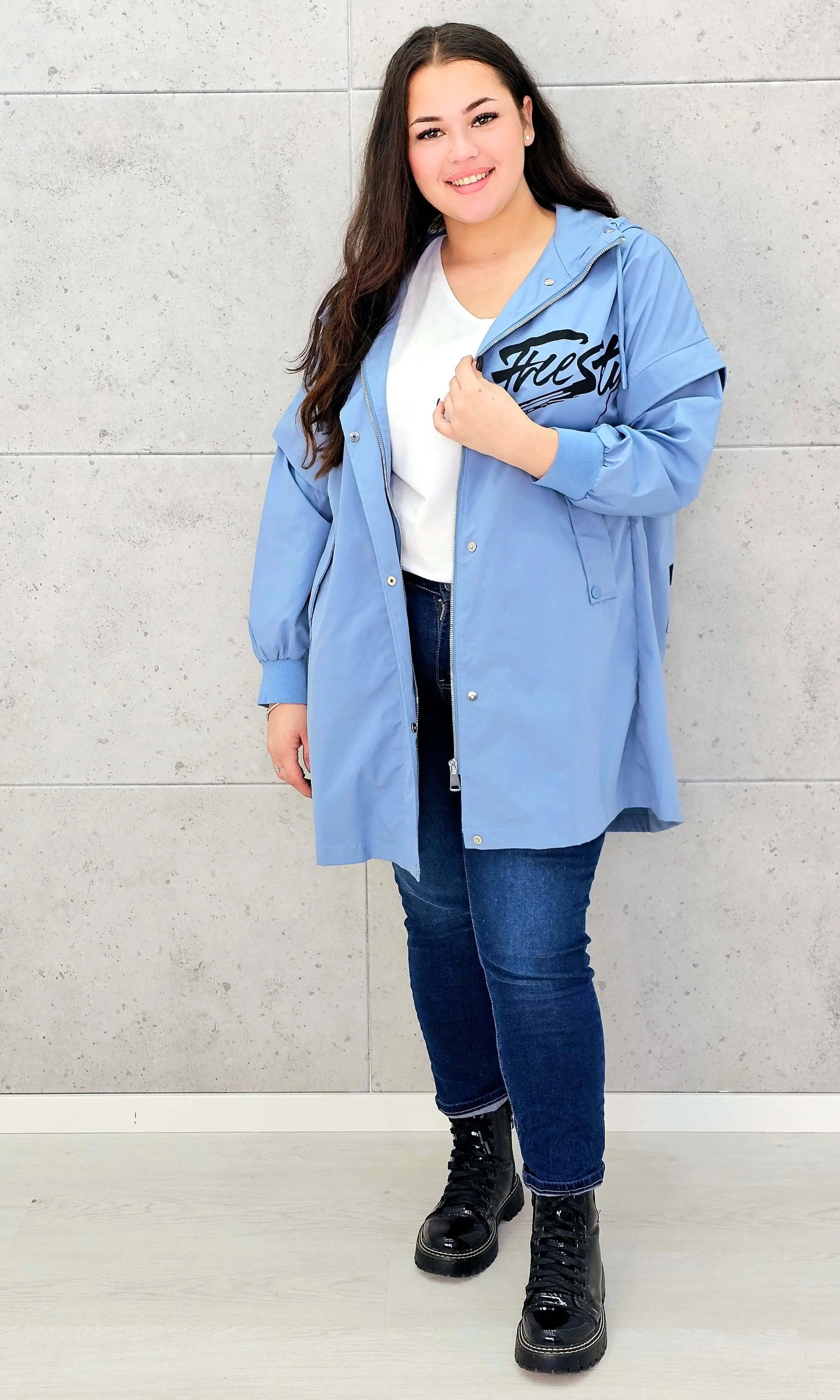 Kurtka damska z nadrukiem freestyle XXL – modny miejski styl w wersji plus size Stylowa XL