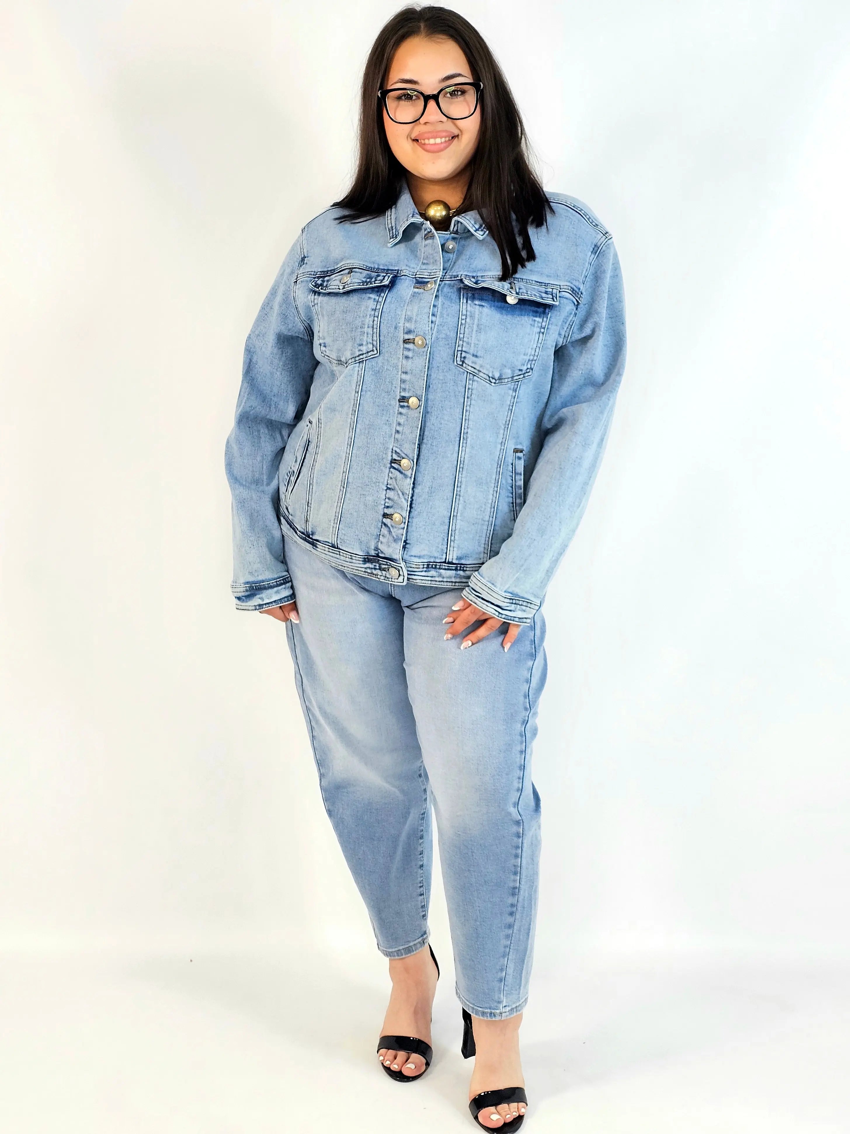 Kurtka jeansowa plus size – klasyczna katana jeansowa damska Stylowa XL