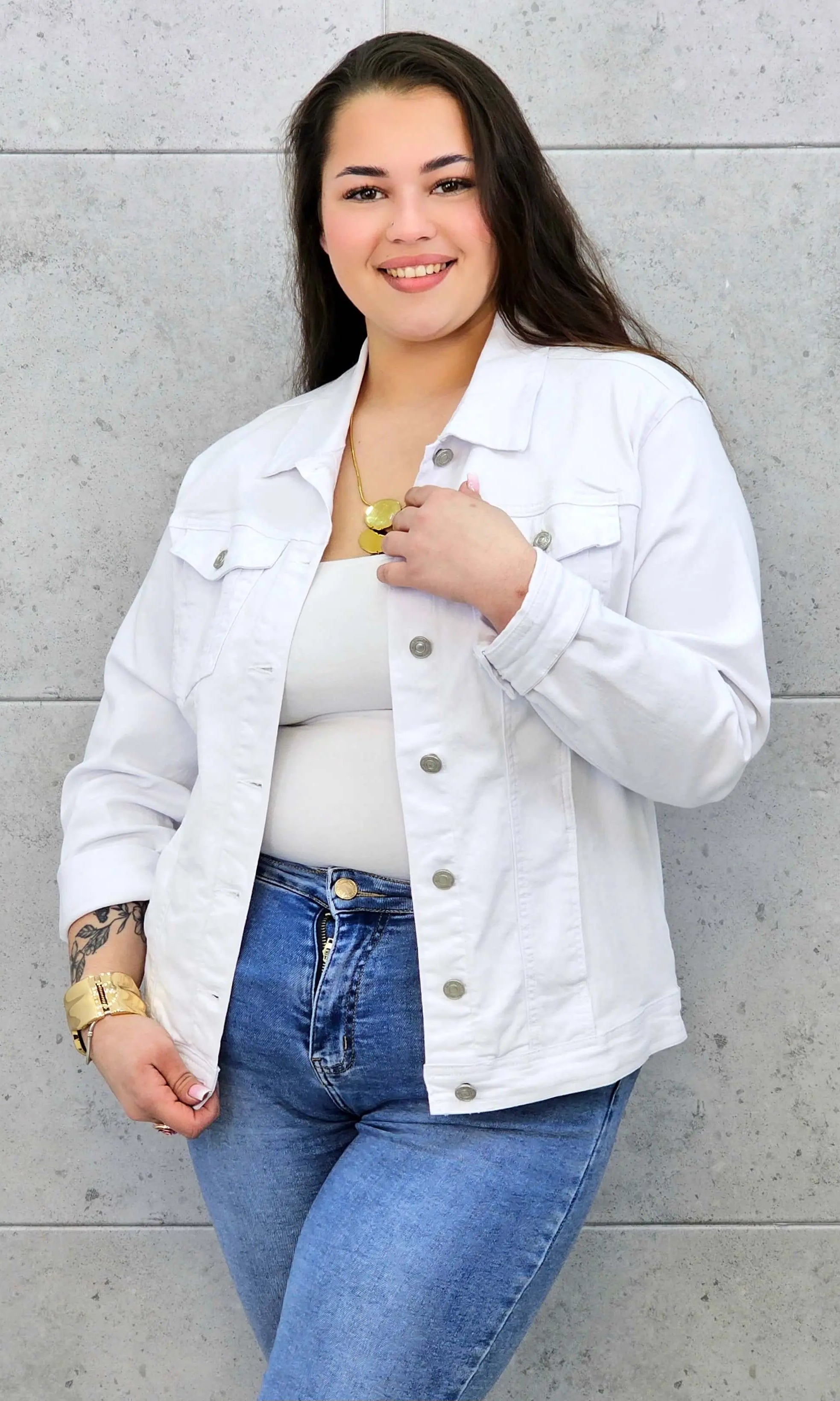 Kurtka jeansowa plus size biała – klasyczna katana XXL Stylowa XL Stylowa XL