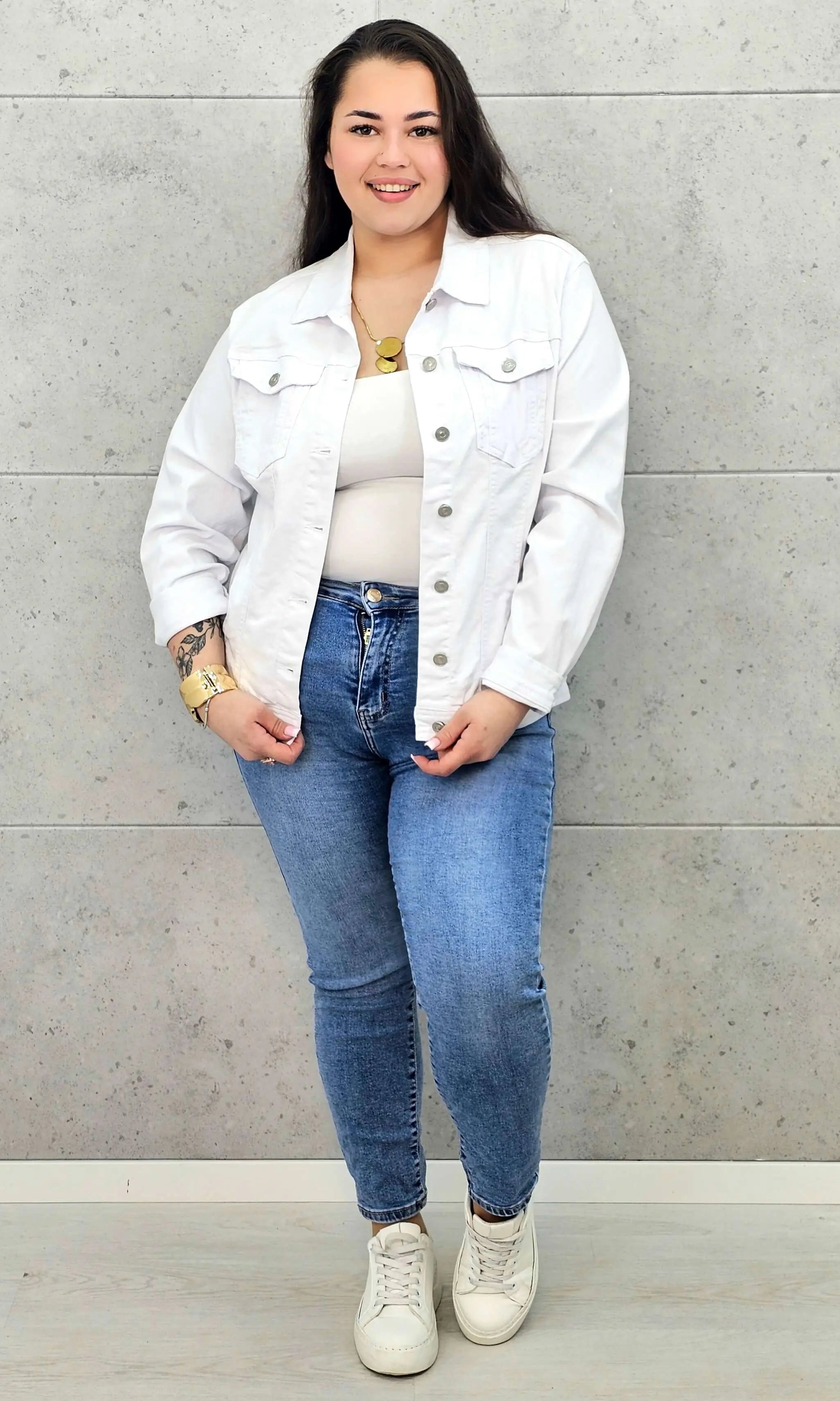 Kurtka jeansowa plus size biała – klasyczna katana XXL Stylowa XL Stylowa XL