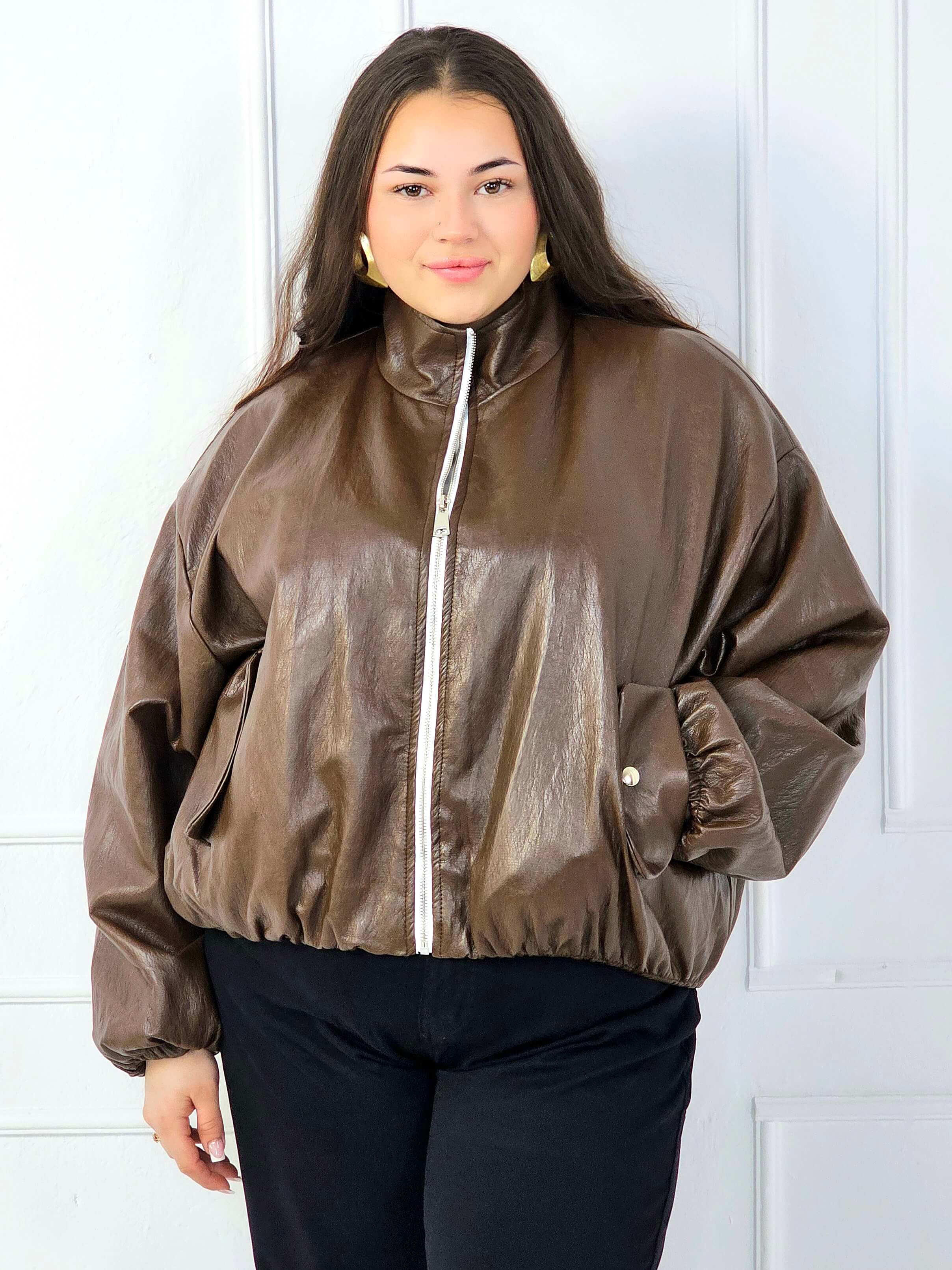 Kurtka plus size bomberka o luźnym kroju z suwakiem Stylowa XL
