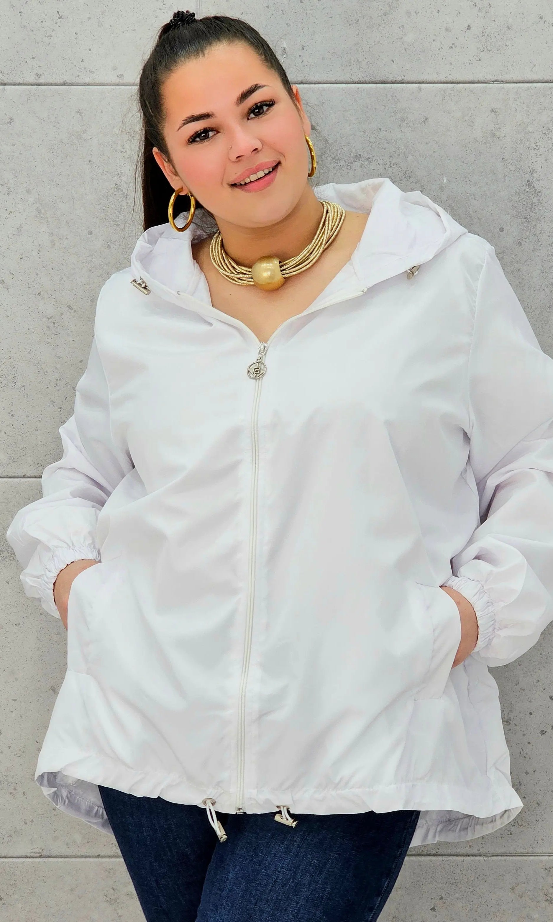 Kurtka plus size lekka na zamek – idealna na wiosnę i lato w Stylowa XL Stylowa XL