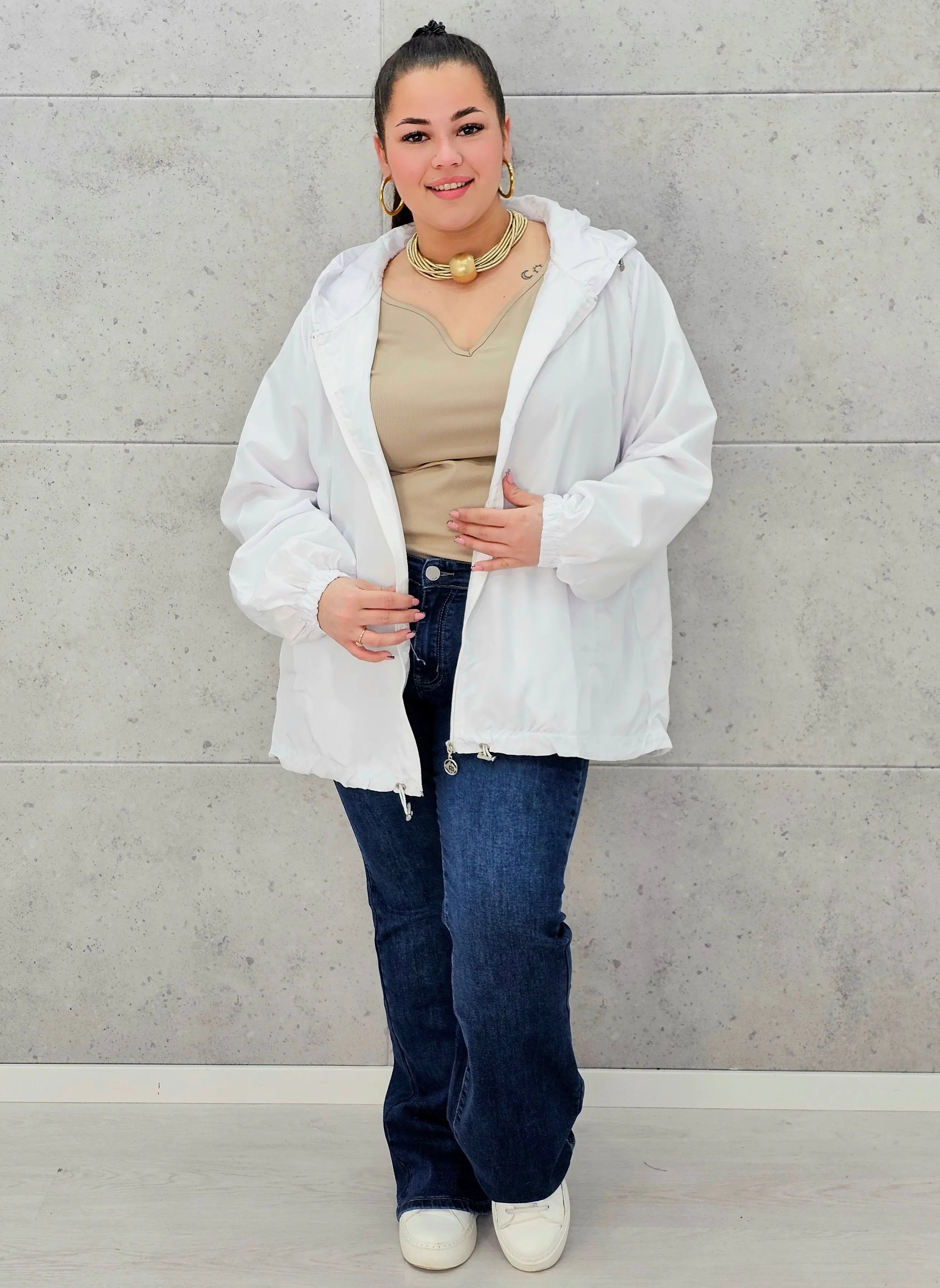 Kurtka plus size lekka na zamek – idealna na wiosnę i lato w Stylowa XL Stylowa XL