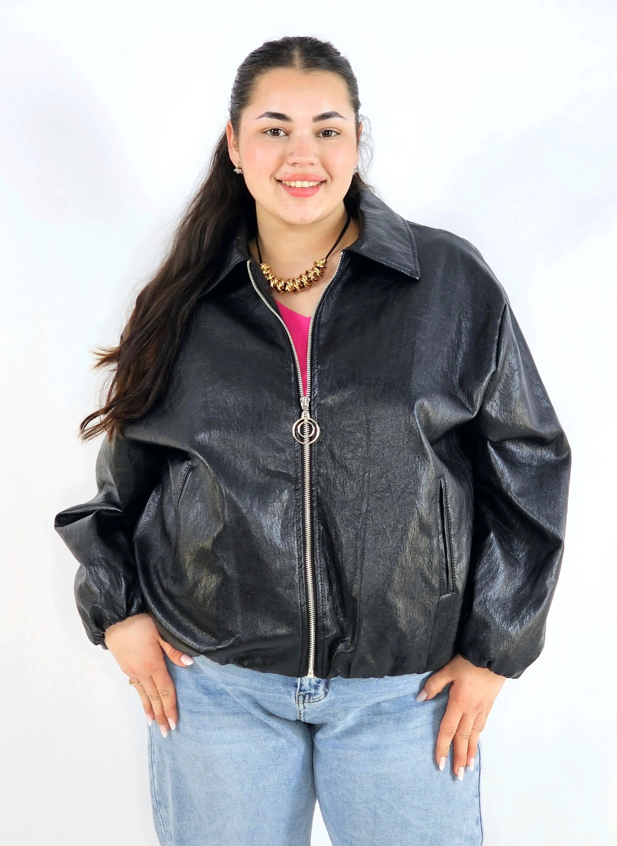 Kurtka plus size oversize z kołnierzem – miejska elegancja w nowoczesnym wydaniu Stylowa XL