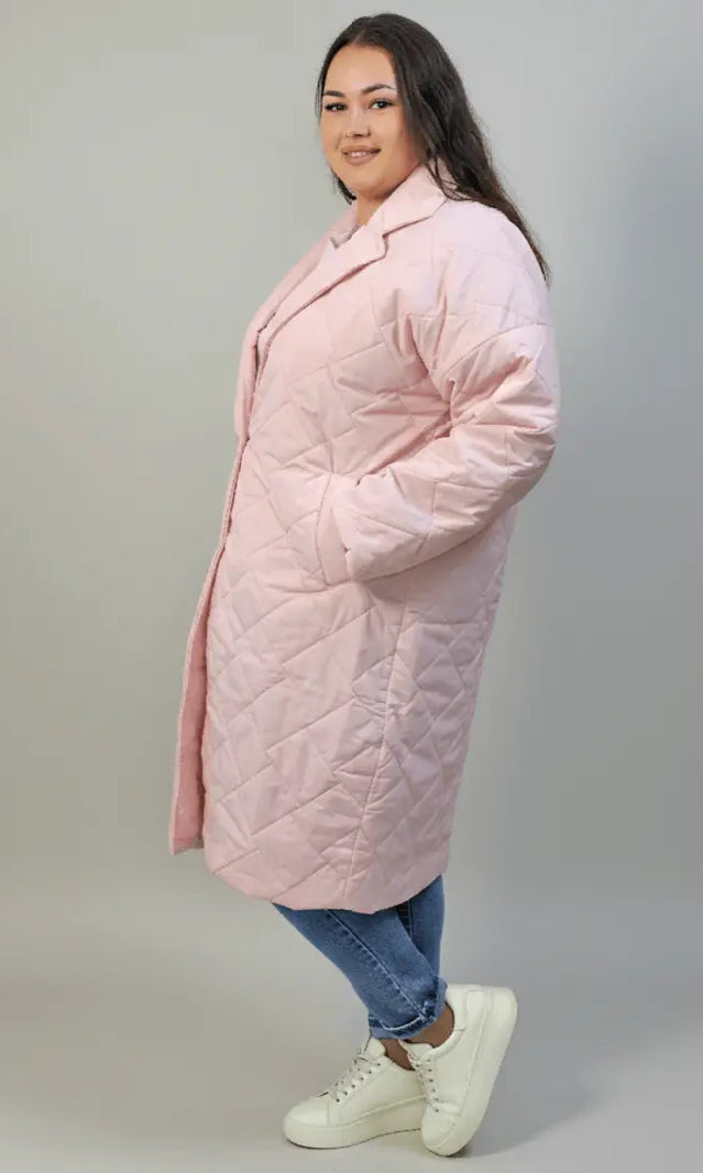 Kurtka plus size pikowana z dłuższym fasonem i kieszeniami Stylowa XL