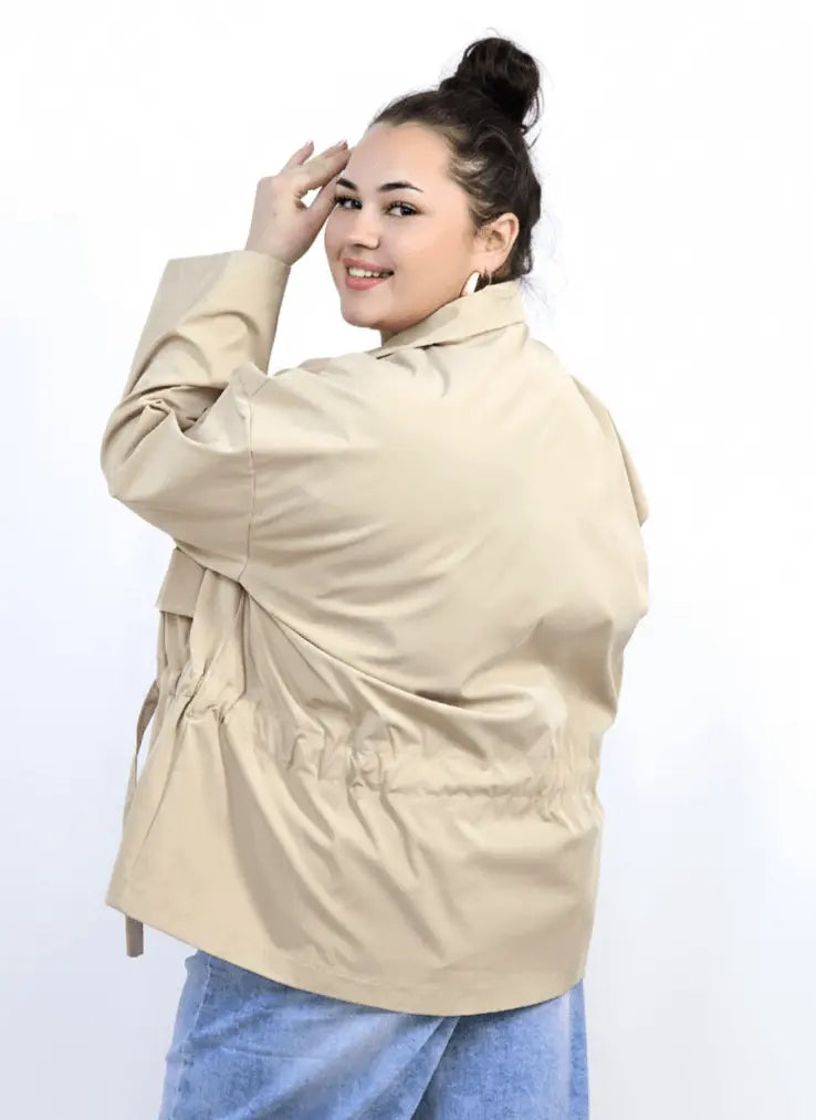 Kurtka plus size z kieszeniami – idealna na przejściowy sezon Stylowa XL