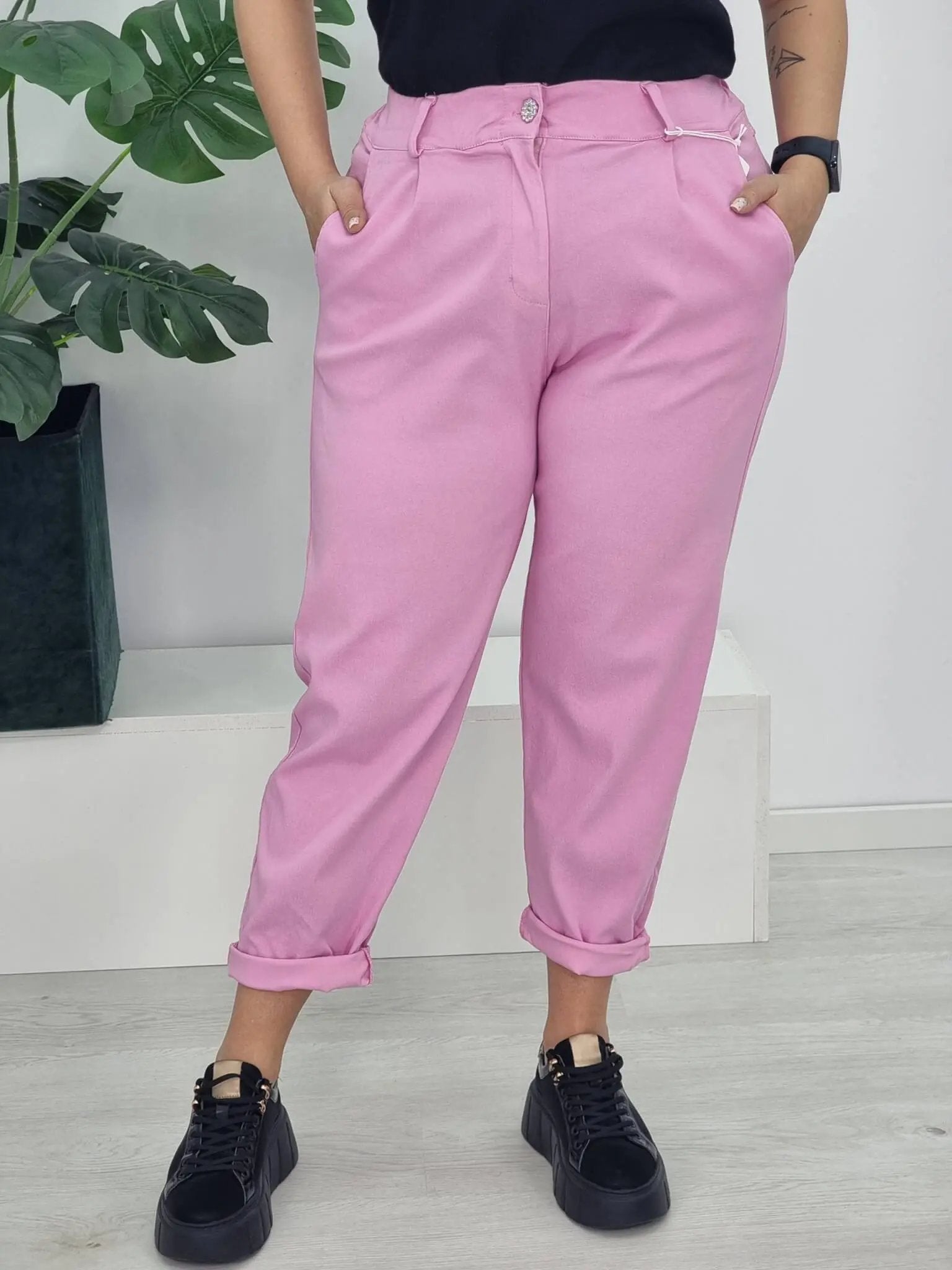 Livans – spodnie, które łączą styl i wygodę - fuksja Stylowa XL