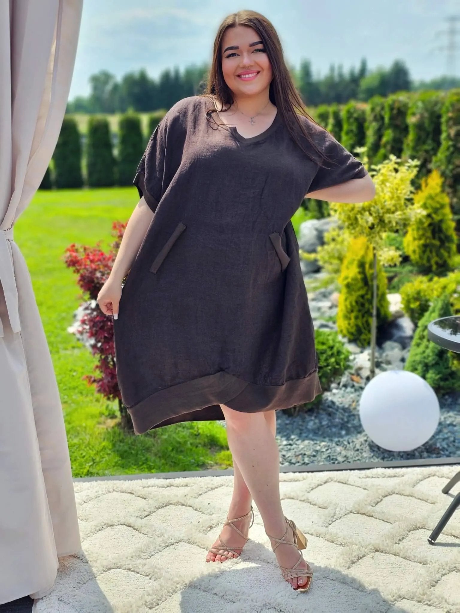 Lniana sukienka oversize z kieszeniami w kilku kolorach Stylowa XL