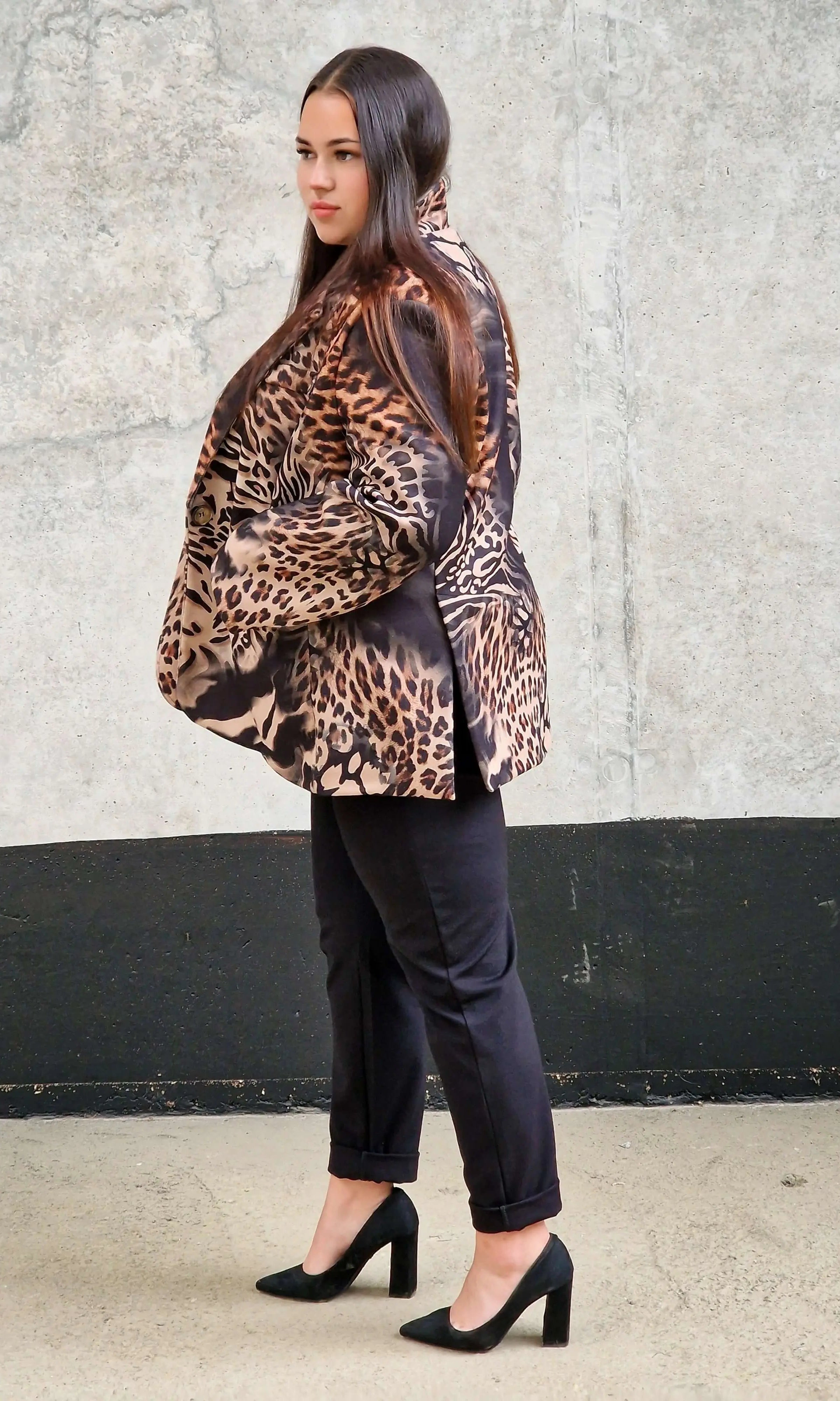 Marynarka damska w odważny wzór zwierzęcy Stylowa XL