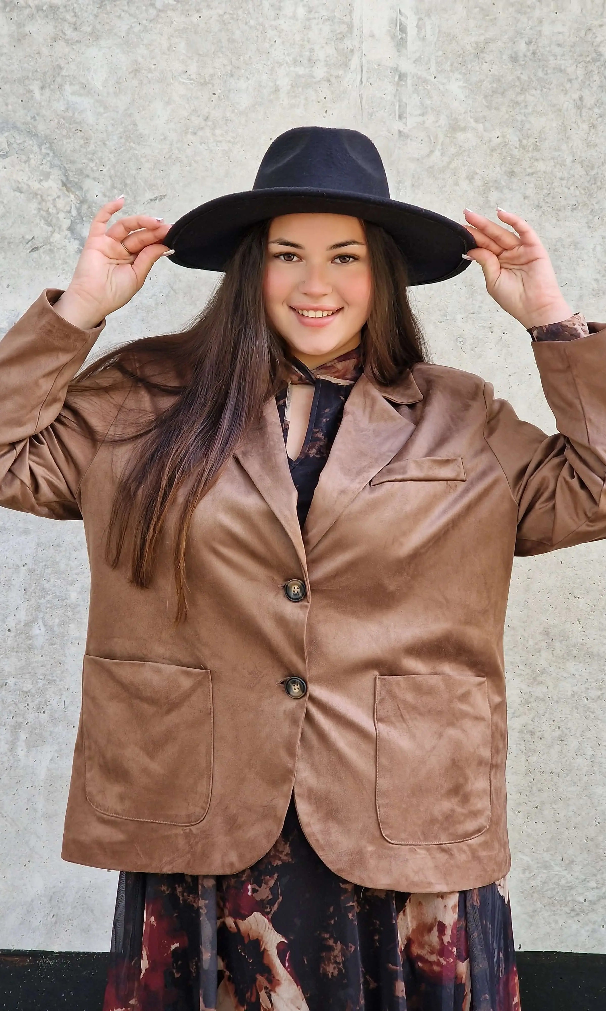 Marynarka oversize plus size – nowoczesna elegancja i komfort w jednym Stylowa XL