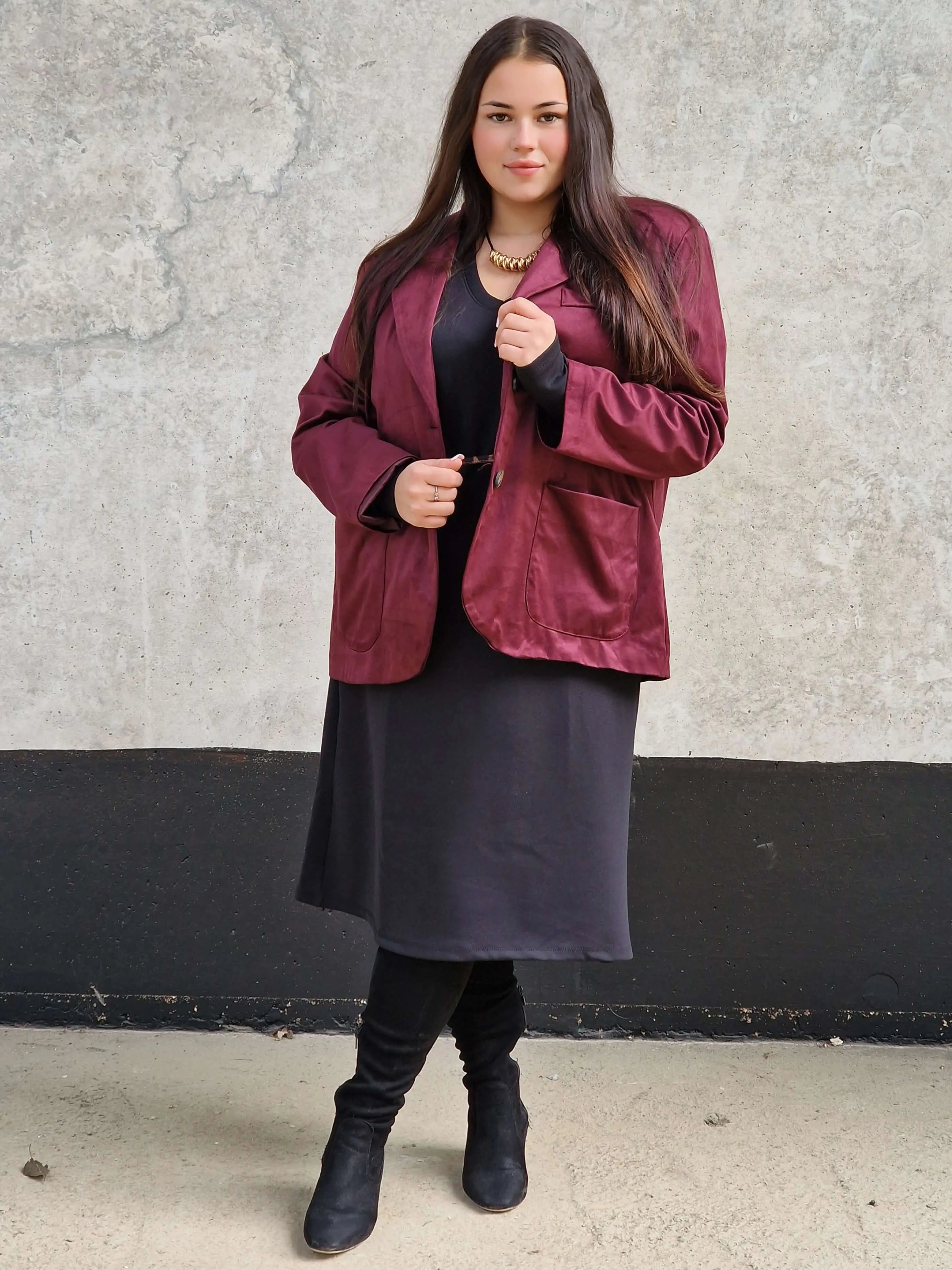 Marynarka oversize plus size – nowoczesna elegancja i komfort w jednym Stylowa XL